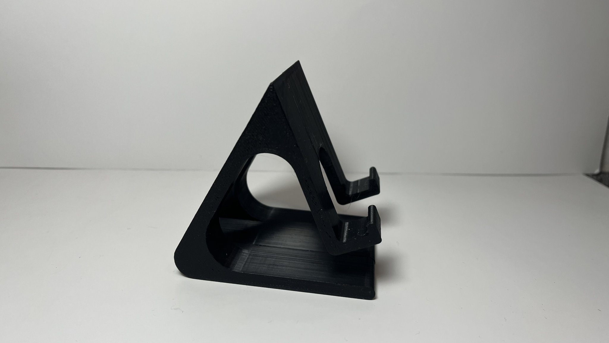 Giá đỡ điện thoại cho điện thoại có ốp bảo vệ