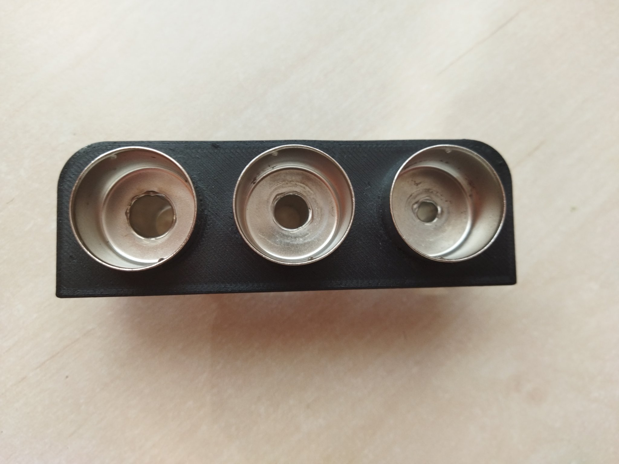 Giá đỡ vòi hàn hơi nóng từ tính cho máy hàn điện tử