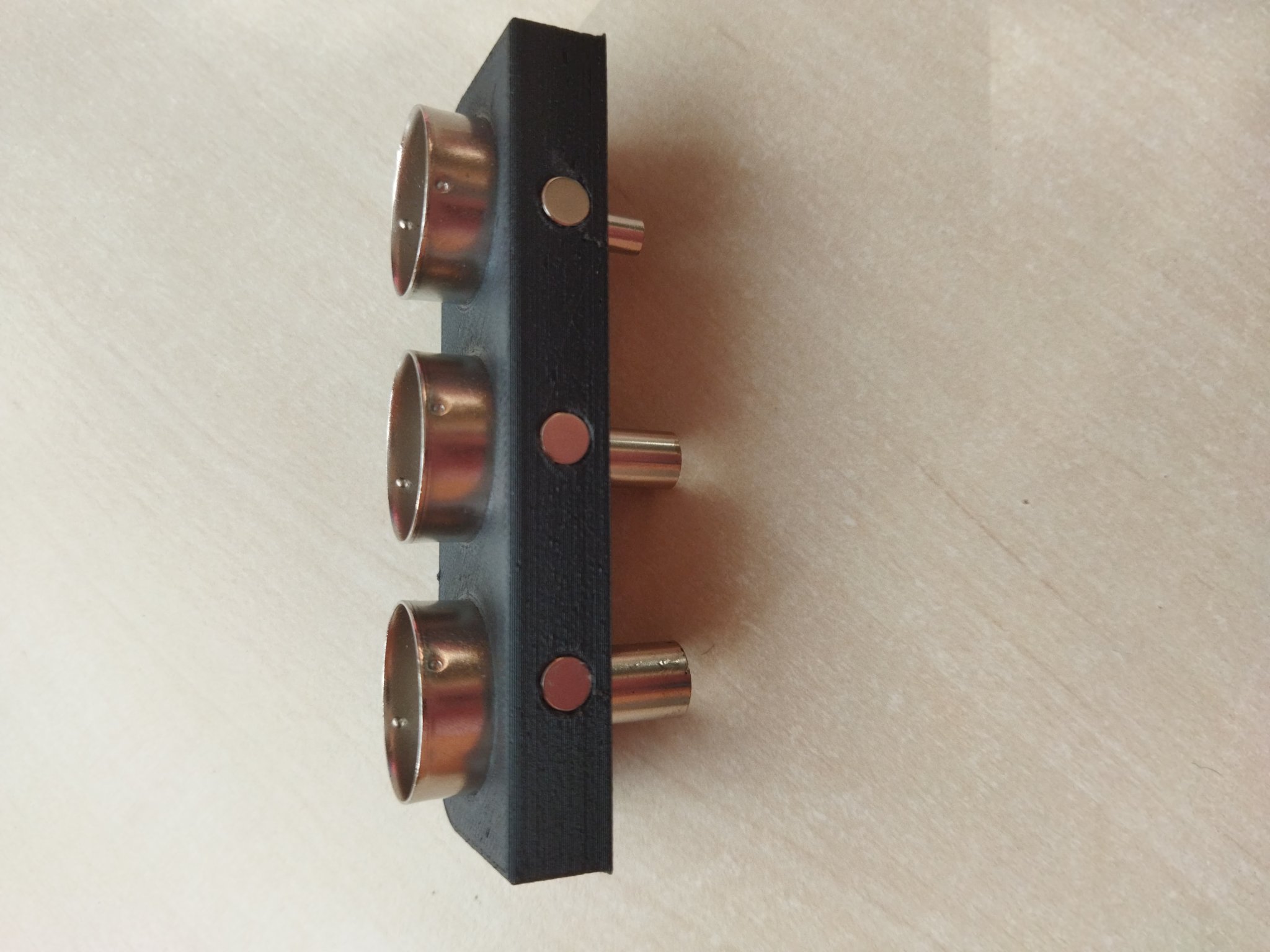 Giá đỡ vòi hàn hơi nóng từ tính cho máy hàn điện tử