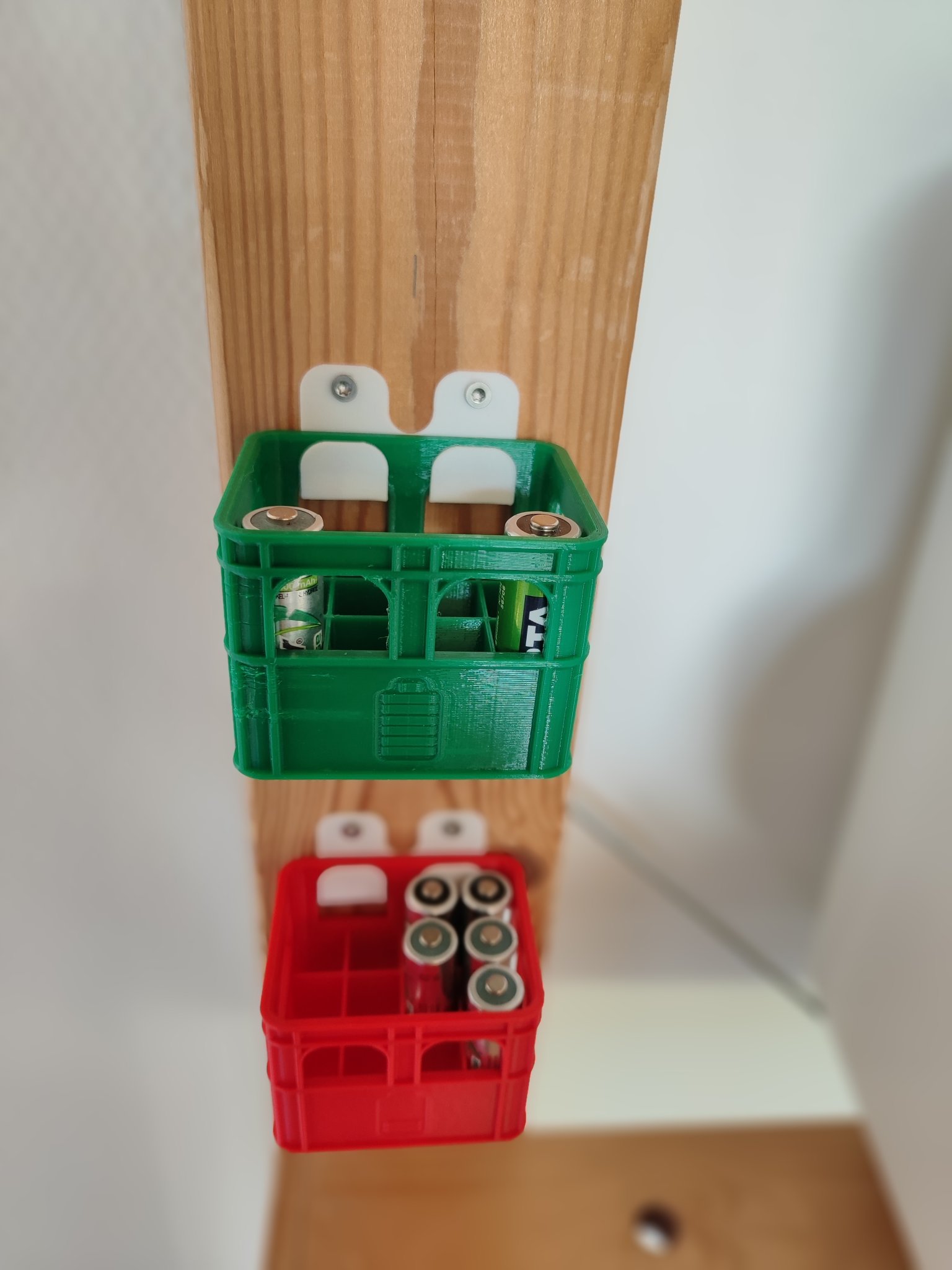 Giá đỡ gắn tường cho thùng pin