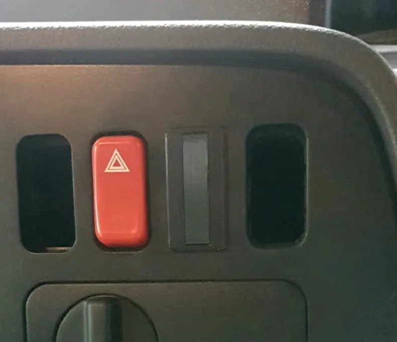 Bộ che nắng cockpit cho xe tải Mercedes