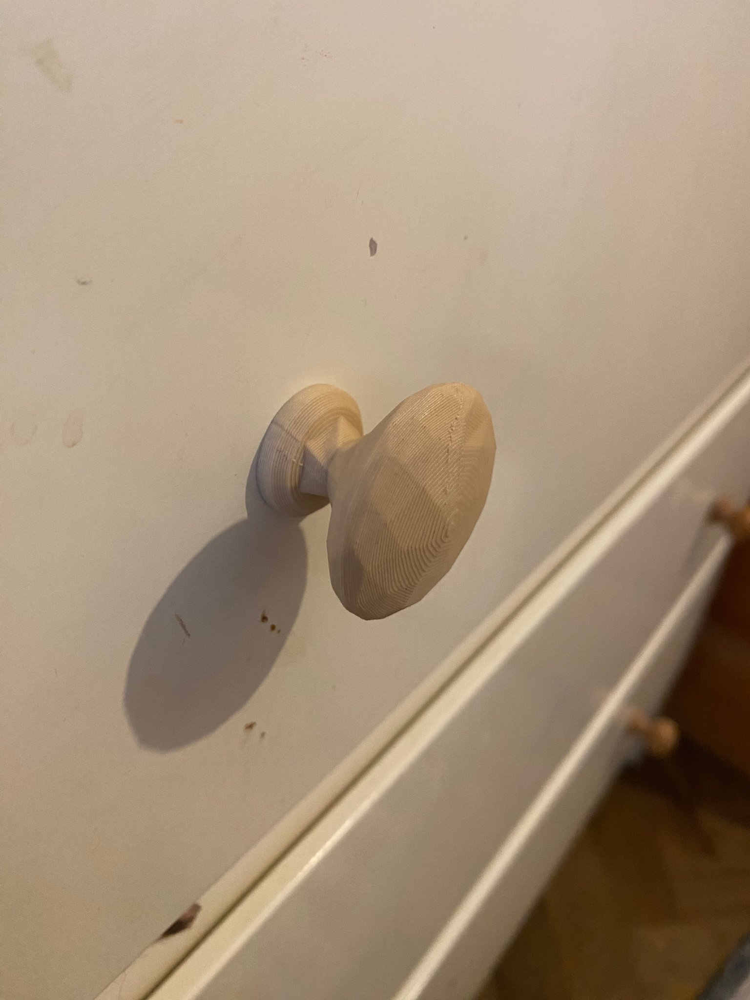 Núm tay cầm tủ kiểu low poly kích thước 37mm