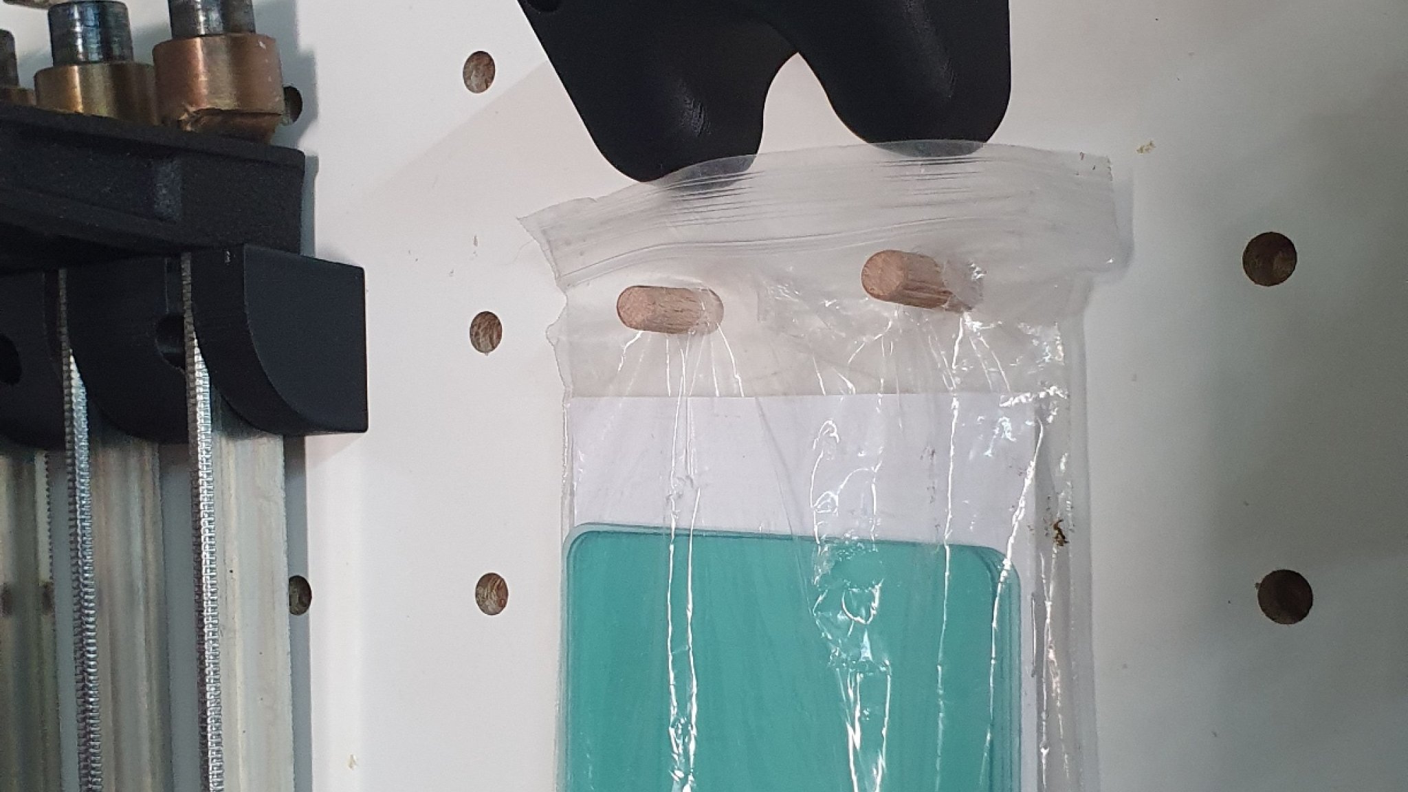 Giá đỡ mũ hàn cho bảng ghim 50x50x8mm