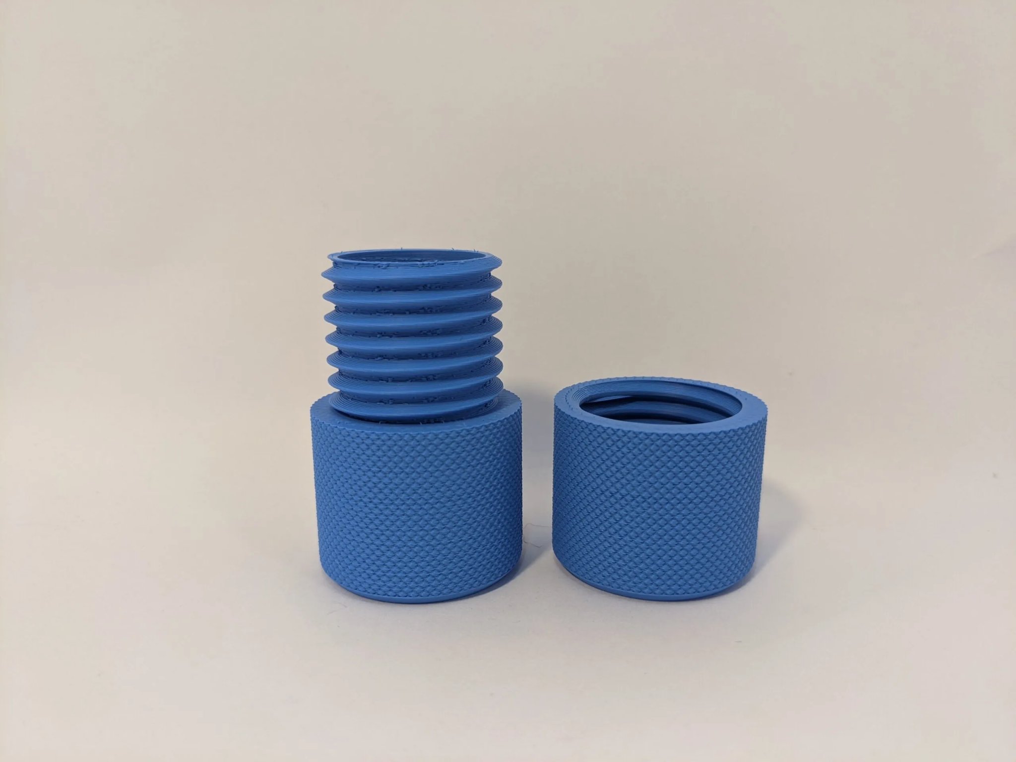 Hộp chứa ốc vít Knurled Stackbox phong cách Blockmit