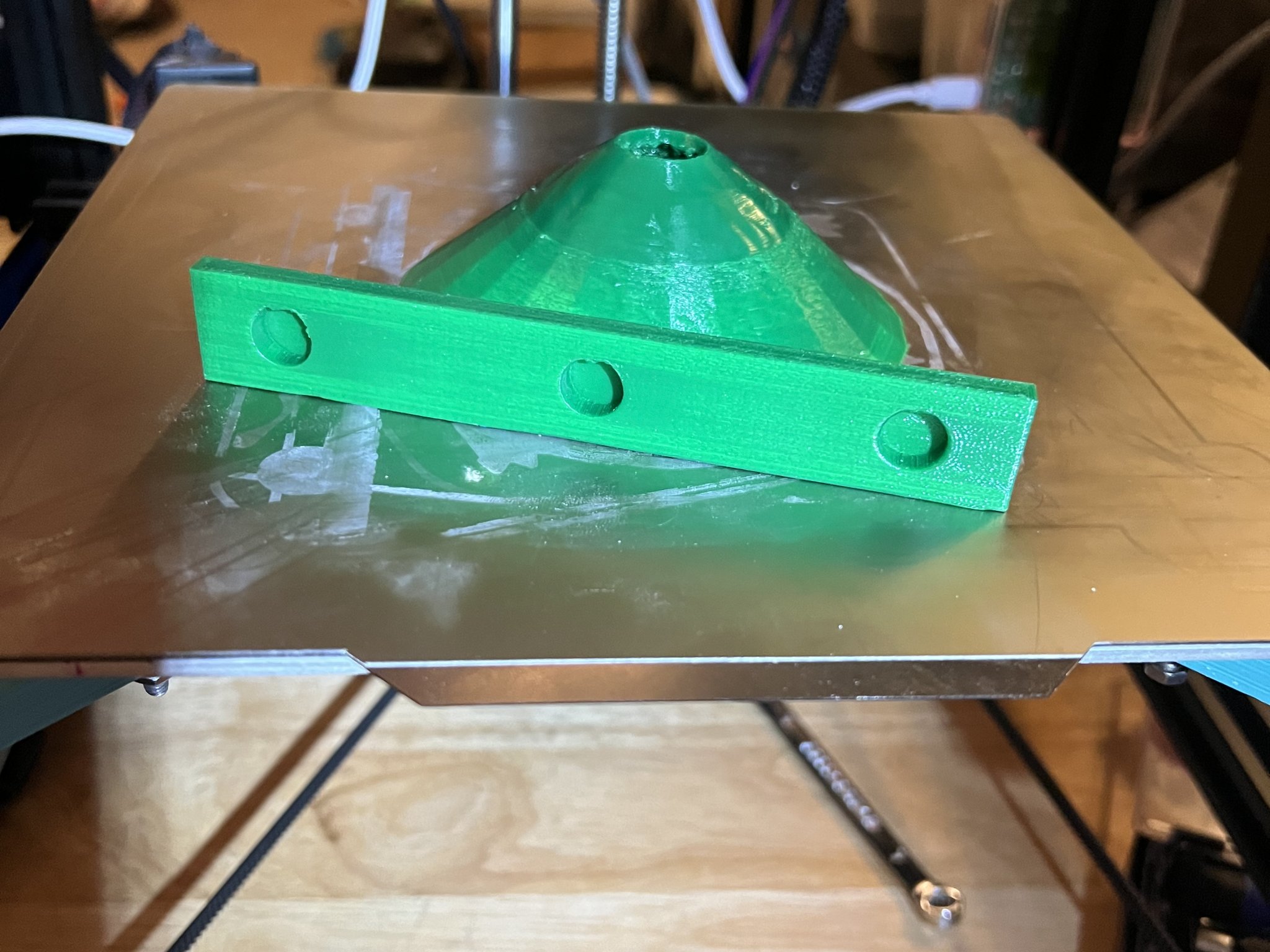 Phễu cho cuộc thi PolyMaker Marble Run tháng 8 năm 2023