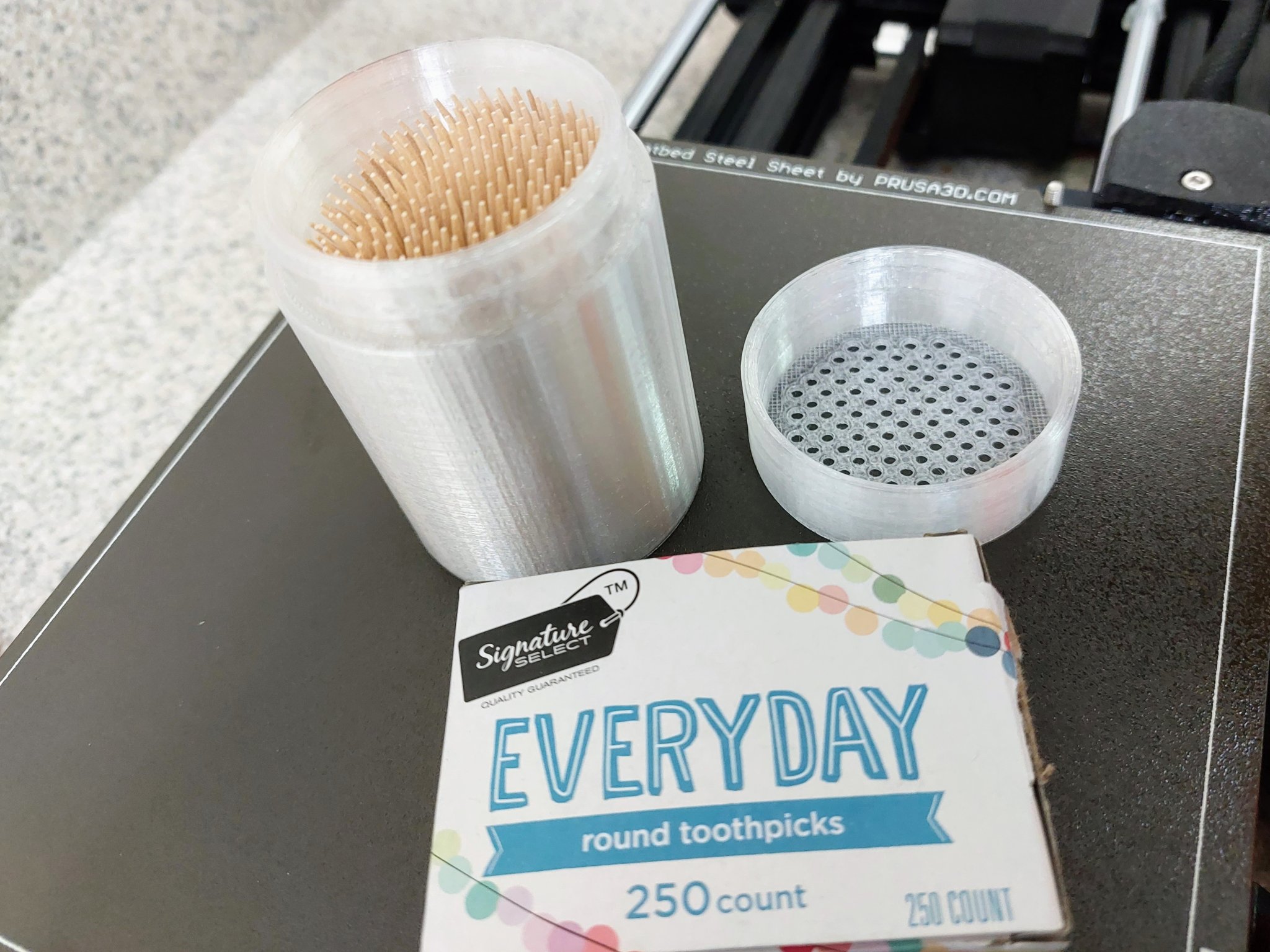 Máy phân phát tăm tre tiện lợi cho gia đình