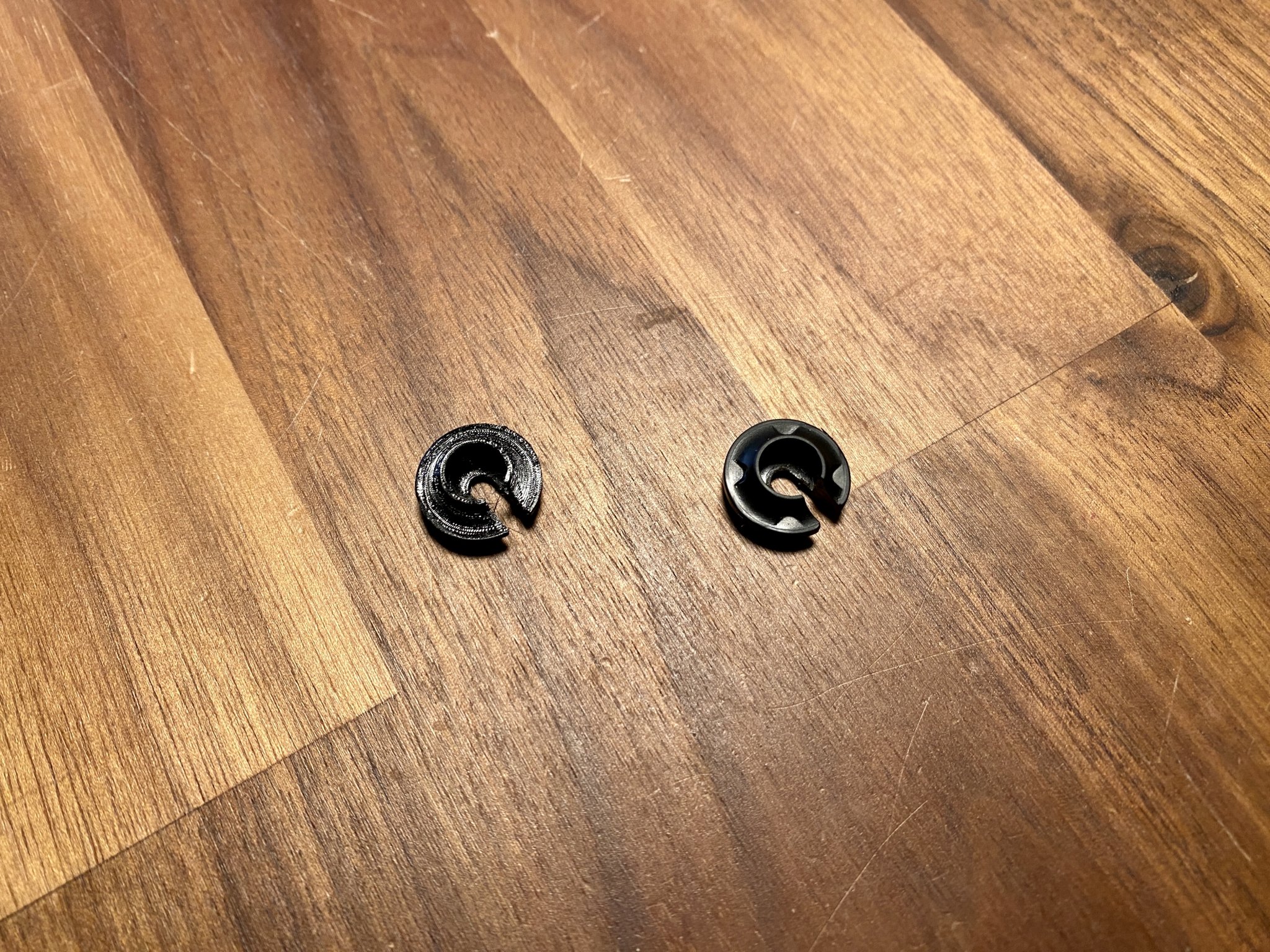 Giá đỡ lò xo cho giảm xóc Tamiya Mini CVA