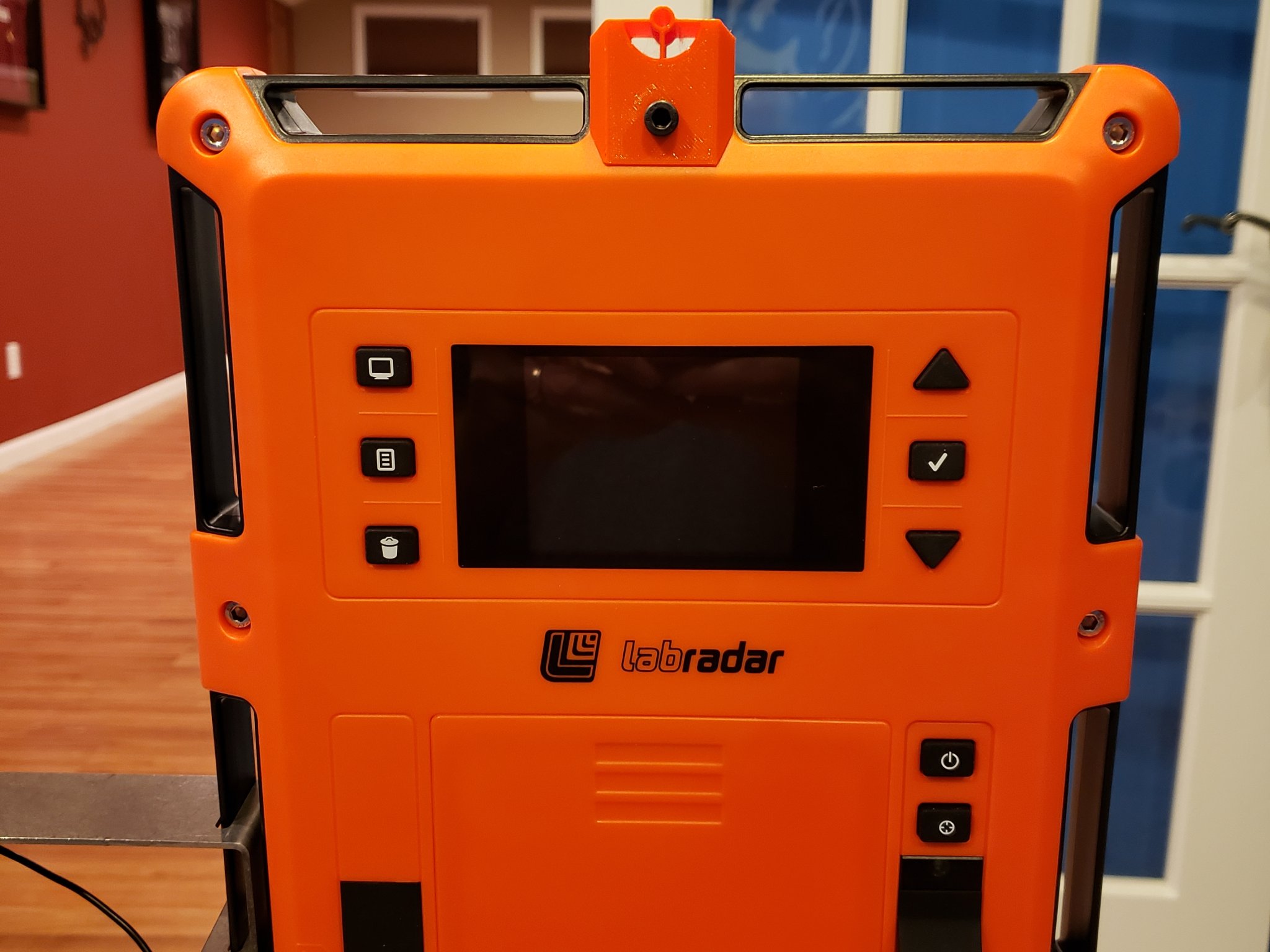 Giá đỡ ngắm cho LabRadar hỗ trợ định hướng mục tiêu