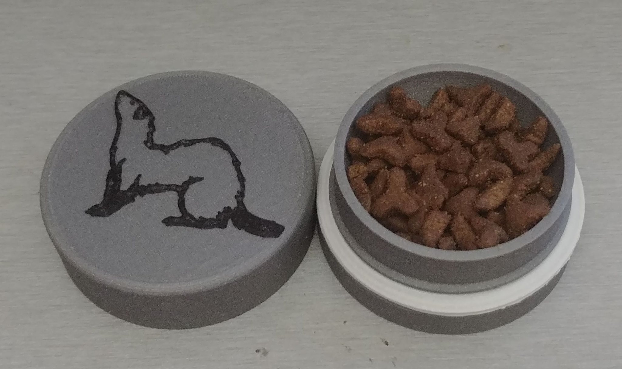 Bình ăn du lịch chống nước nhỏ gọn