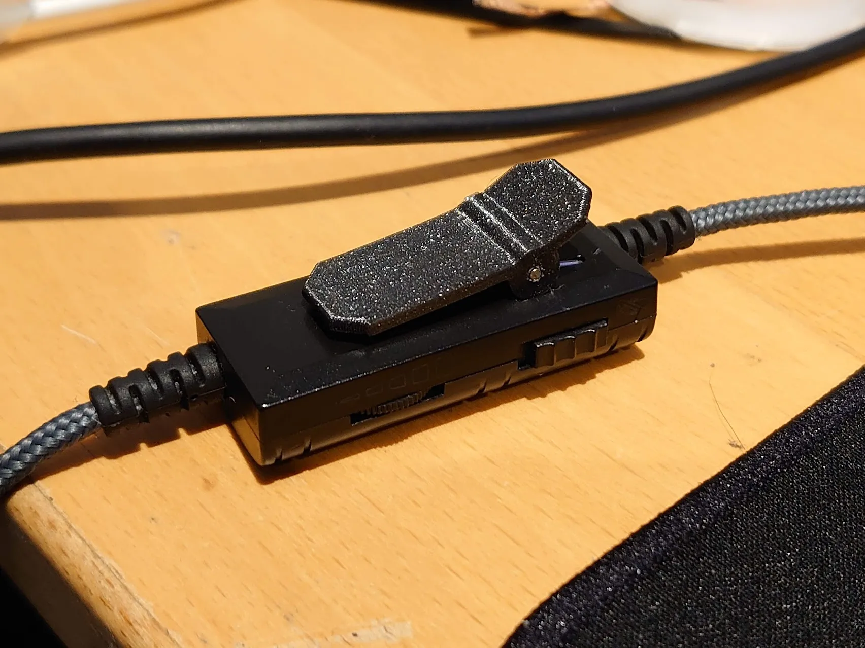 Kẹp áo thay thế cho điều khiển từ xa microphone Audio-Technica AT...