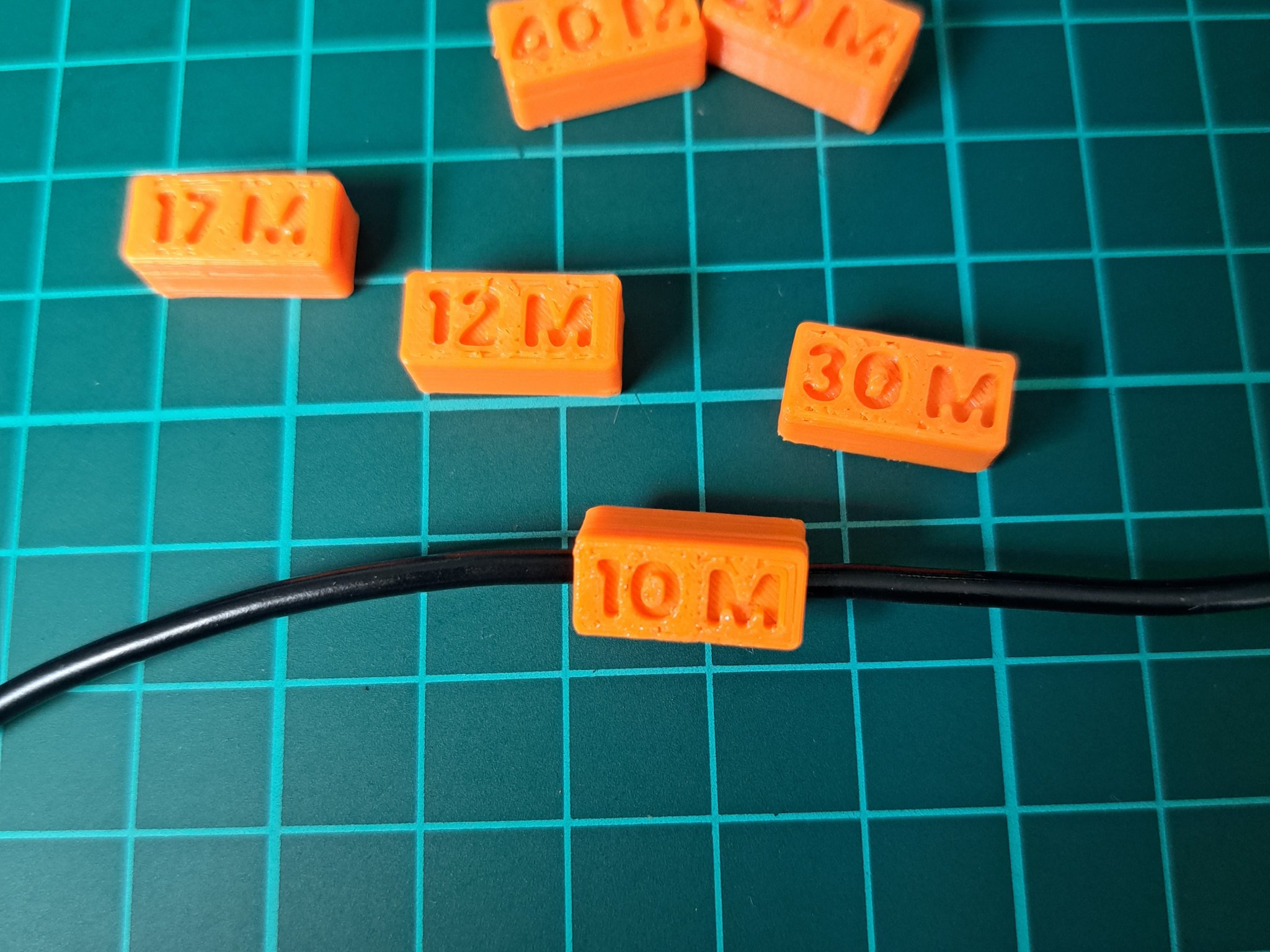 Nhãn các phần tử cho DX Commander Signature 9