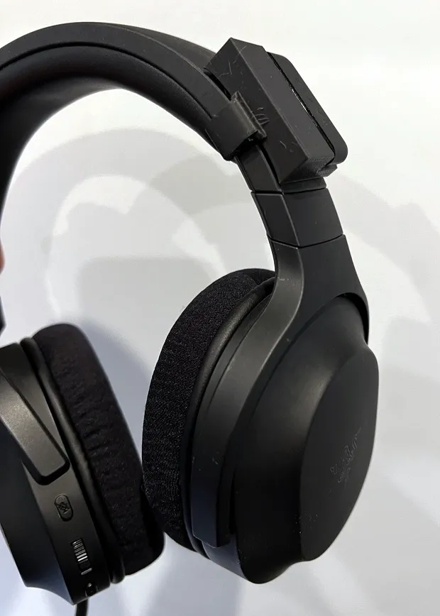 Giá đỡ dongle USB-C cho tai nghe Razer Barracuda X