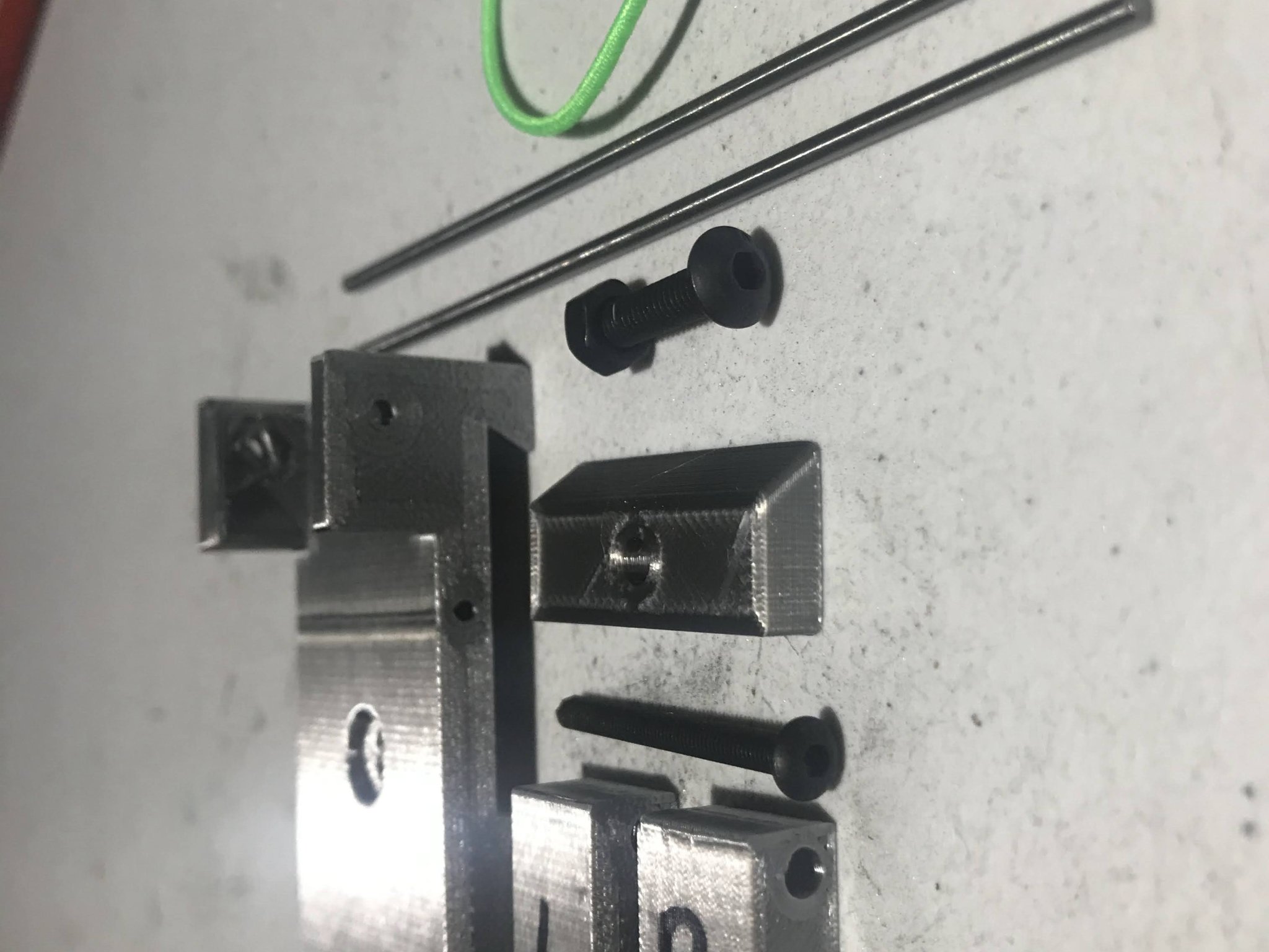 Thiết bị hỗ trợ tập luyện bắn cung với clicker đôi