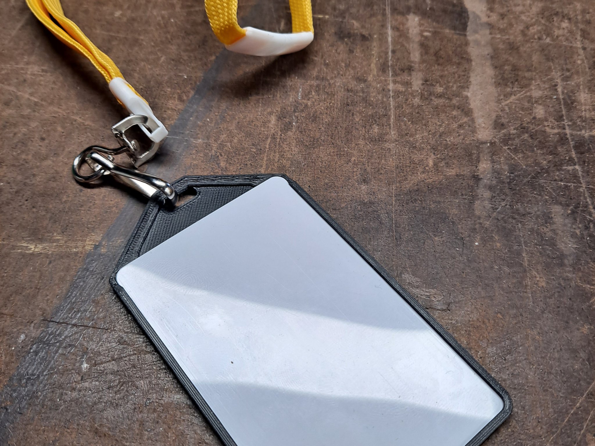 Giá đỡ thẻ ID treo cổ bằng dây đeo