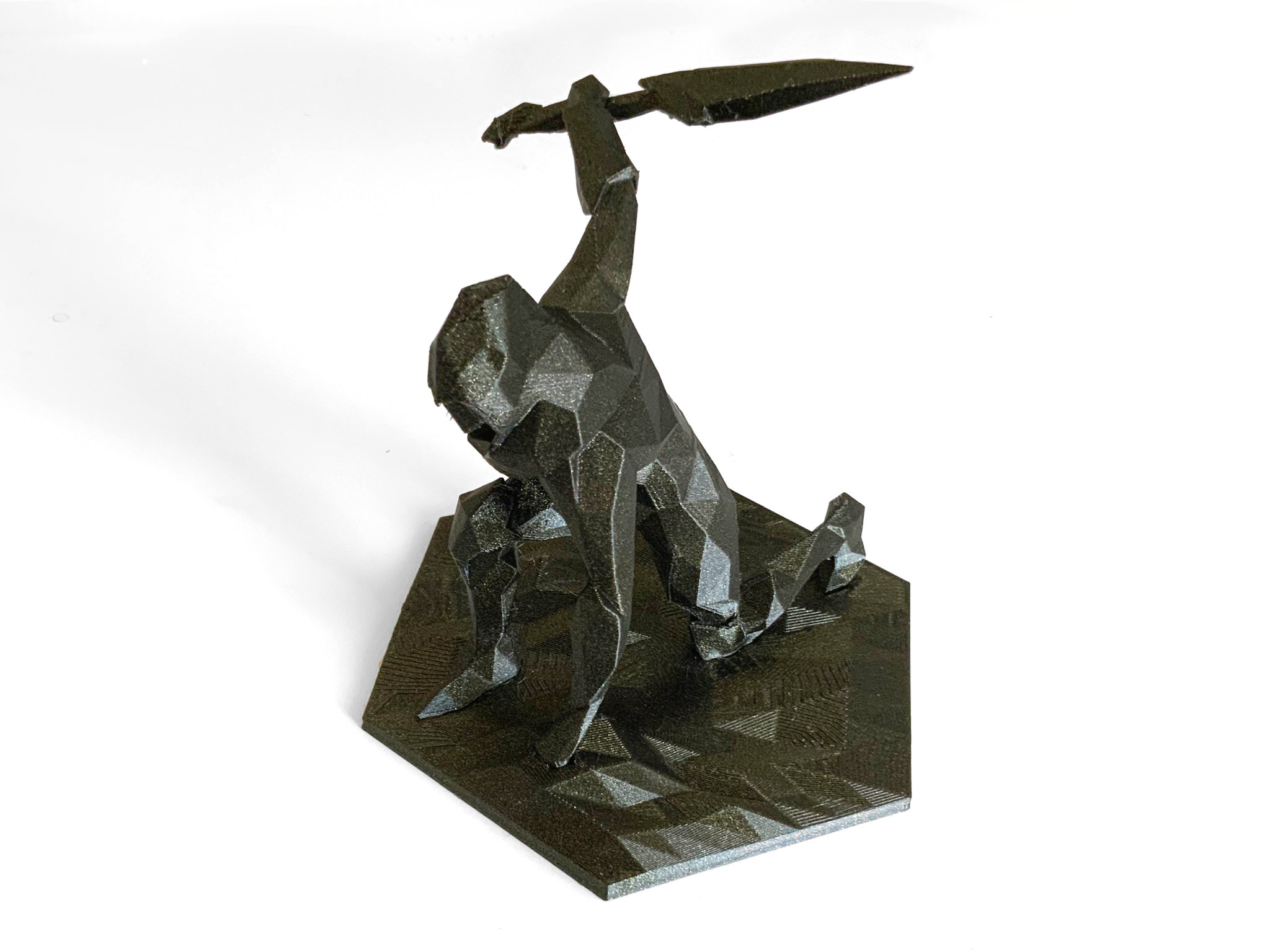 Nhân vật sát thủ phong cách low poly độc đáo