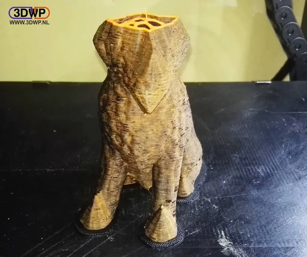 Labrador hai màu phong cách Low Poly và Voronoi