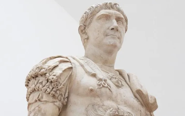 Tượng đài hoàng đế La Mã Trajan trong bảo tàng Glyptotek