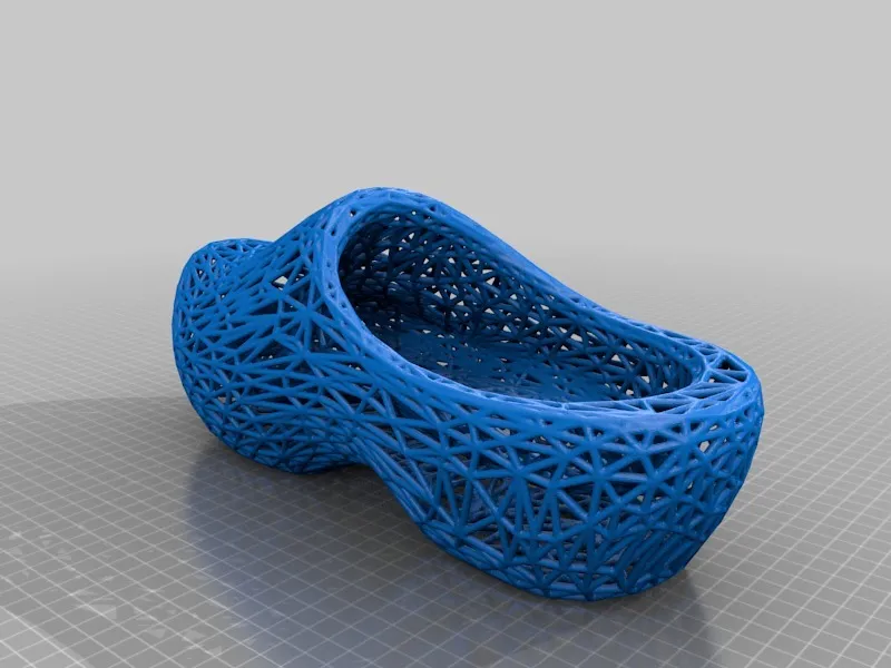 Giày gỗ phong cách Voronoi 3D từ Hà Lan