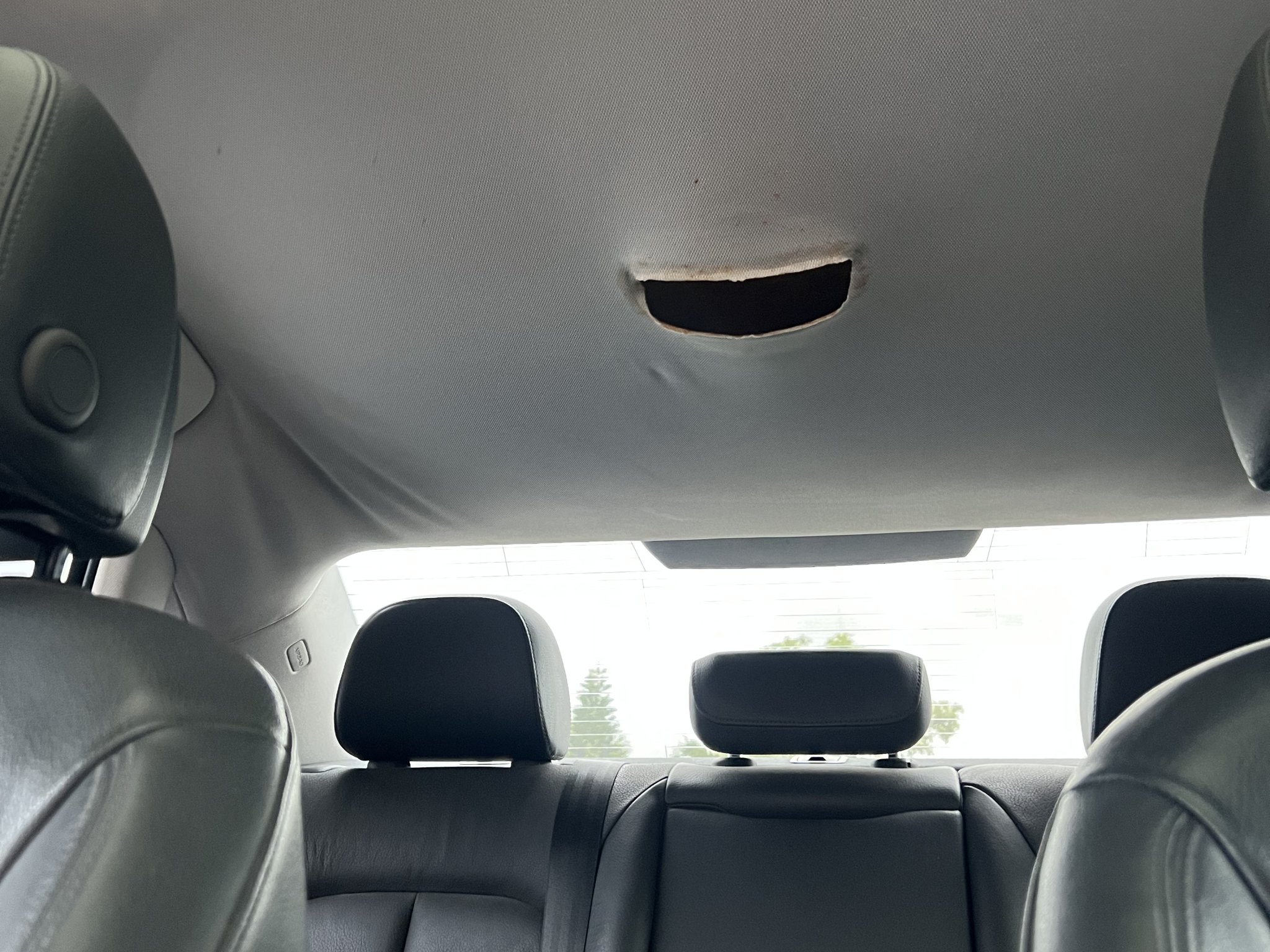 Chốt giữ đầu xe để khắc phục tình trạng đầu trần bị xệ