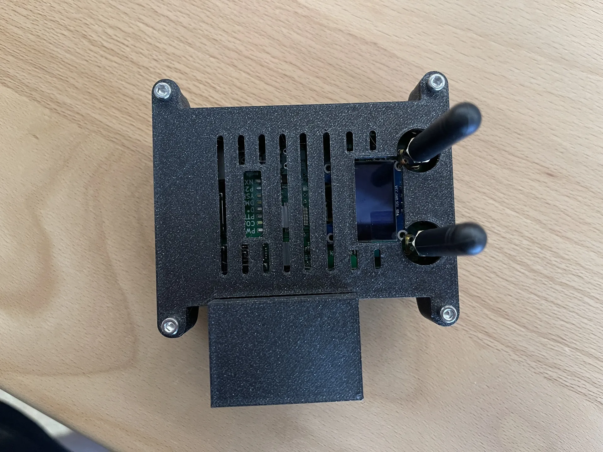 MMDVM dual hat với vỏ OLED cho Raspberry Pi 3