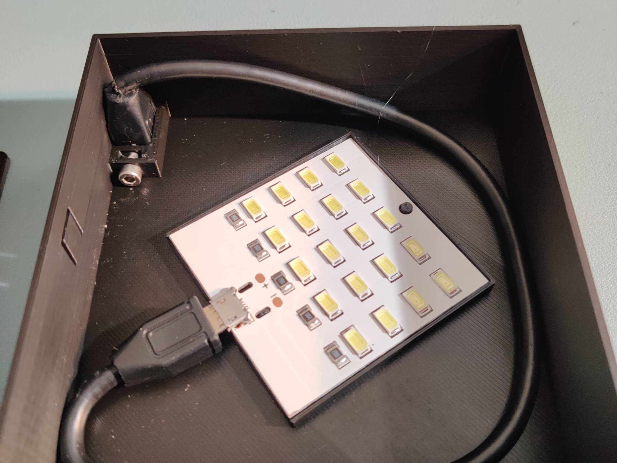 Hộp lithophane với đèn LED và cáp USB