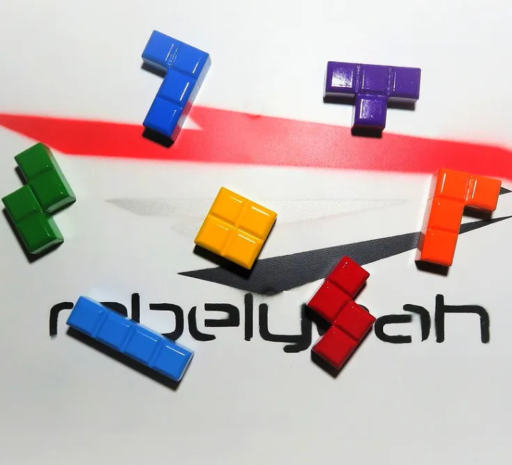 Khối từ tính Tetris với 9 x 3 lỗ cho nam châm