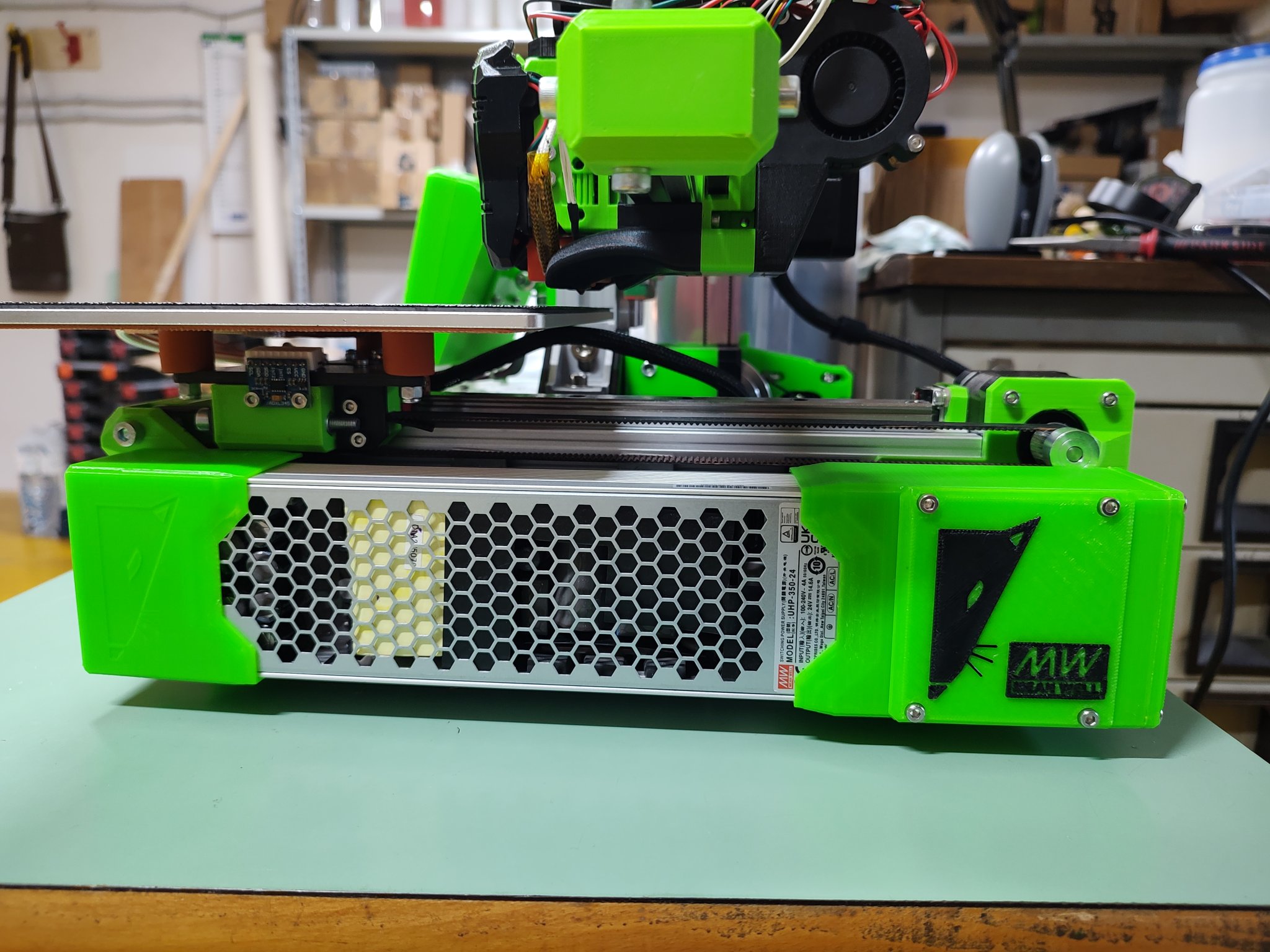 Giá đỡ nguồn UHP-350 cho RatRing V-Minion Slim