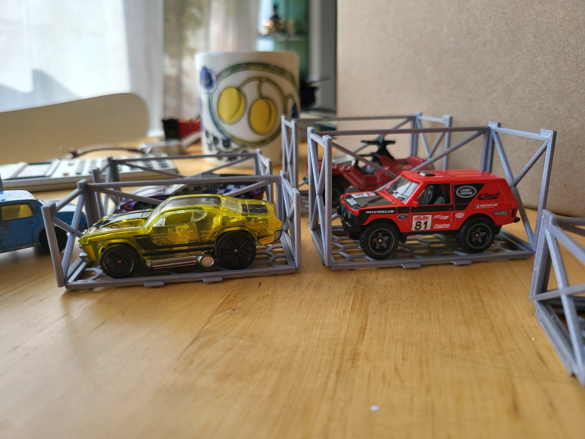 Nhà để xe in 3D cho xe Hot Wheels và đồ chơi ô tô