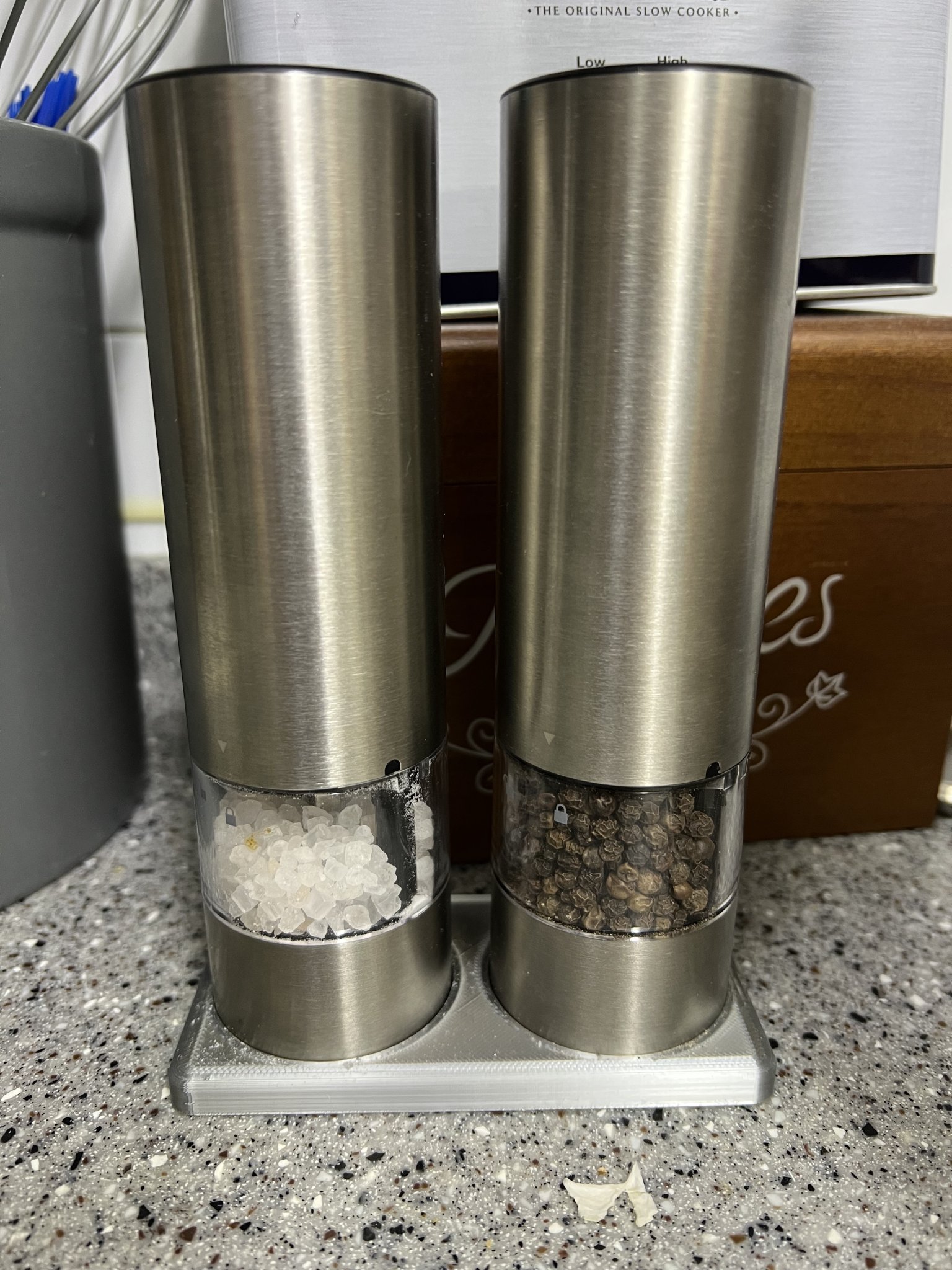 Khay đựng máy xay tiêu và muối hình chữ nhật hoặc viên thuốc