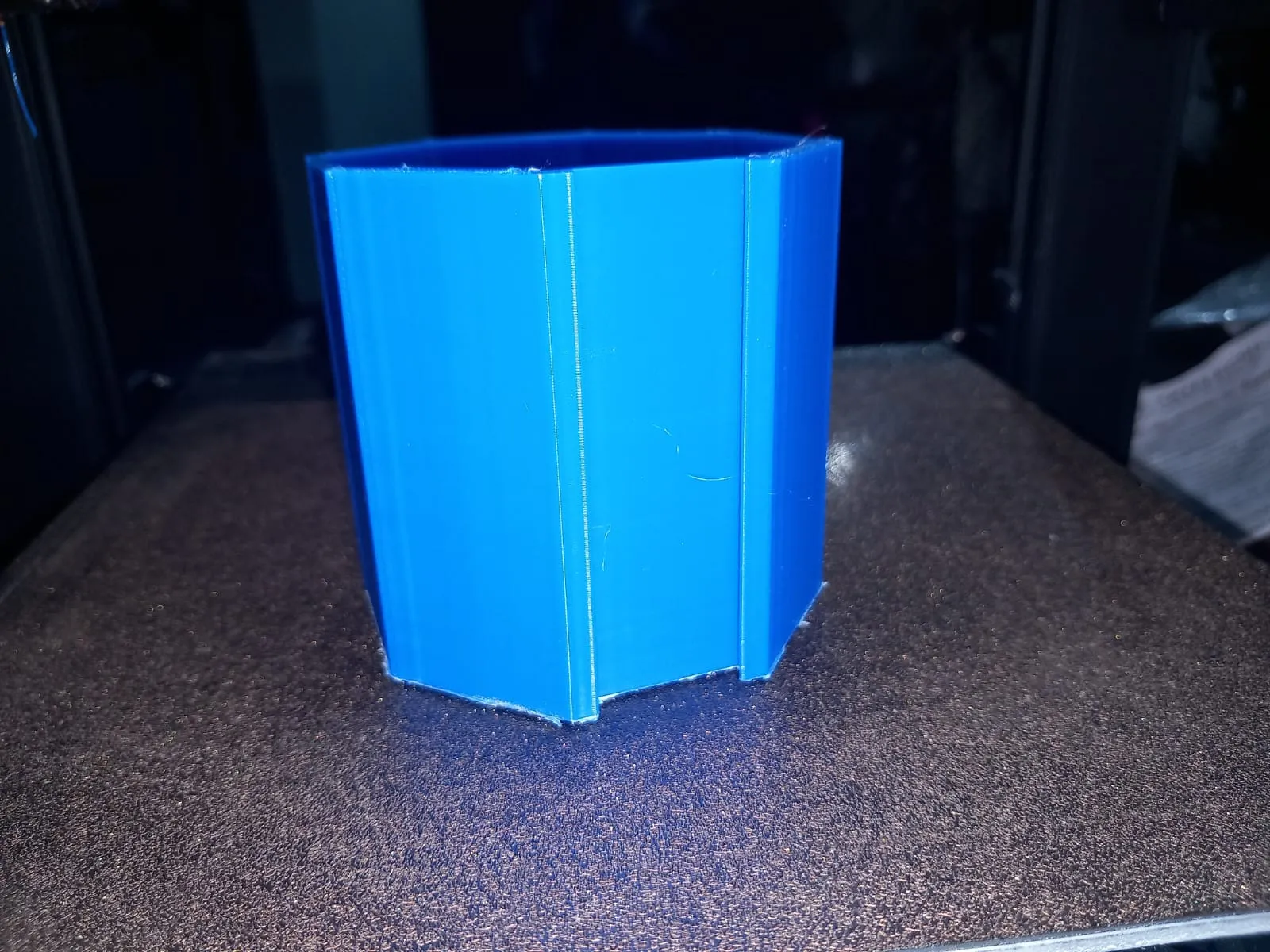 Giá đỡ bút với ba kích thước khác nhau