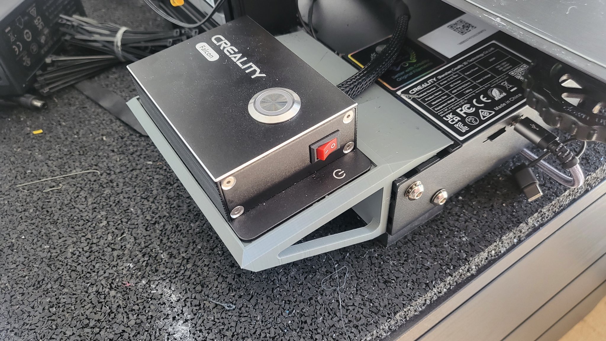 Giá đỡ cho bộ phụ kiện máy khắc laser Creality Falcon