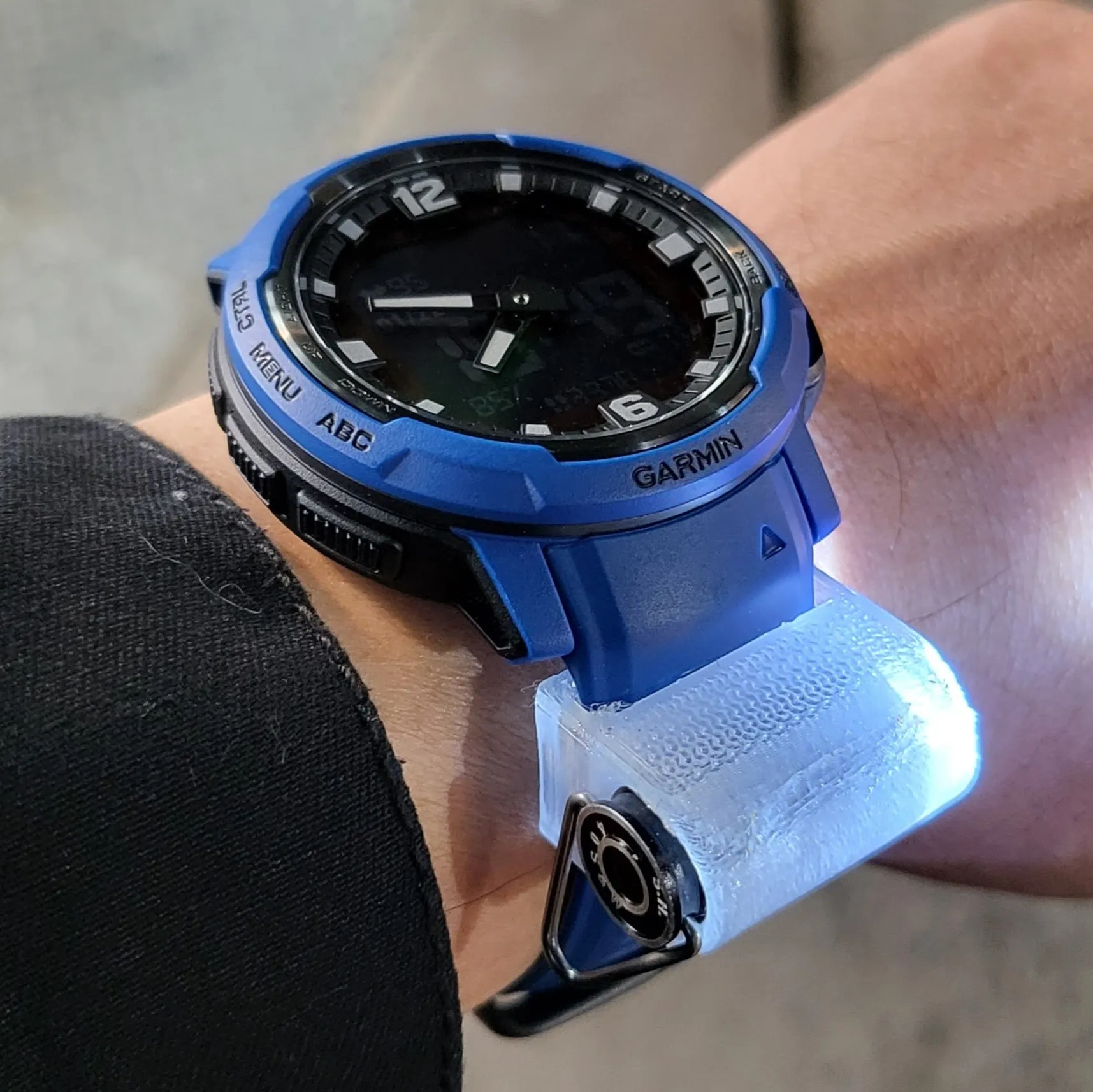 Bộ chuyển đổi dây đeo đèn pin BULLET 02