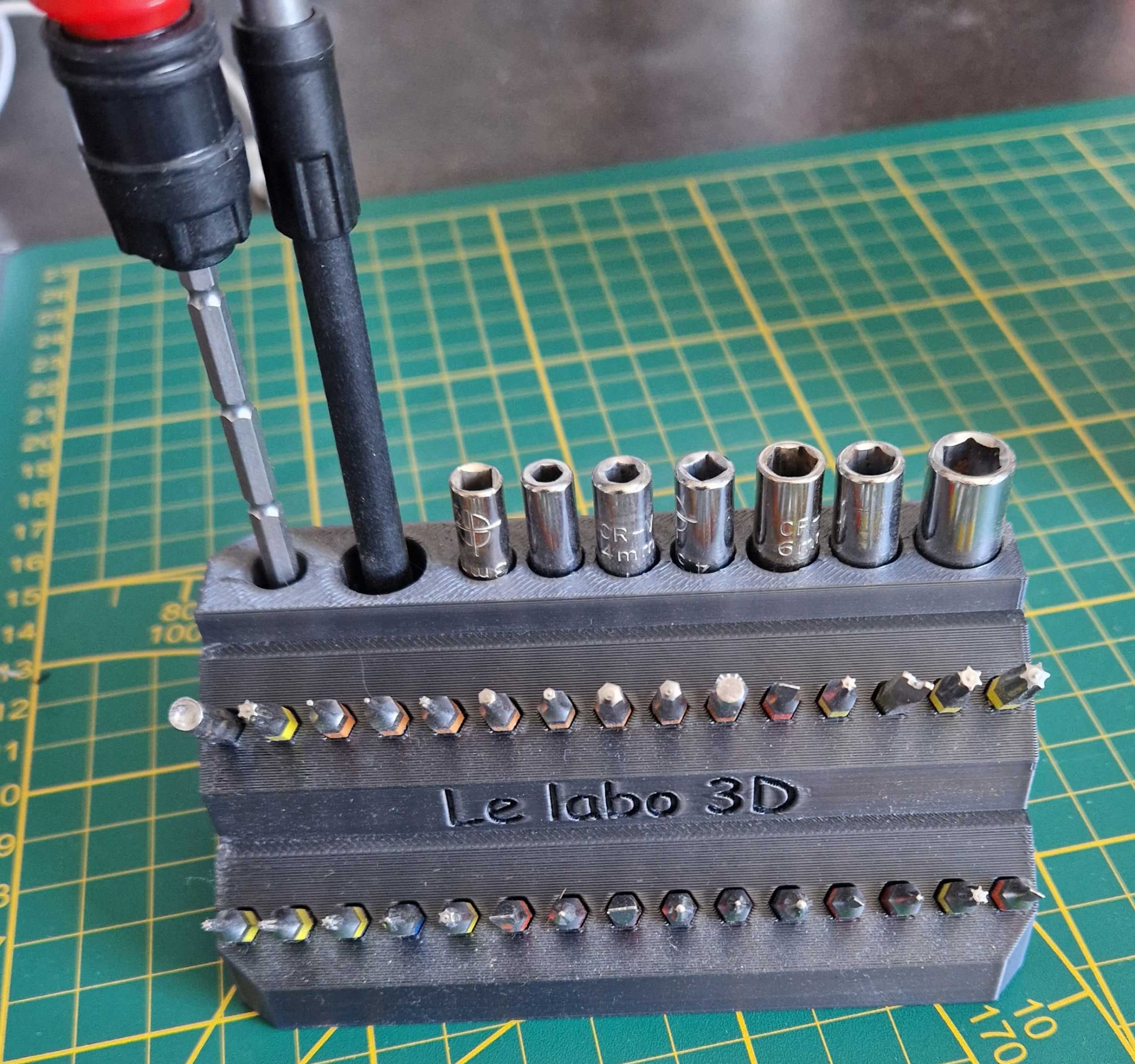 Giá đỡ dụng cụ và limes cho bộ dụng cụ sửa chữa