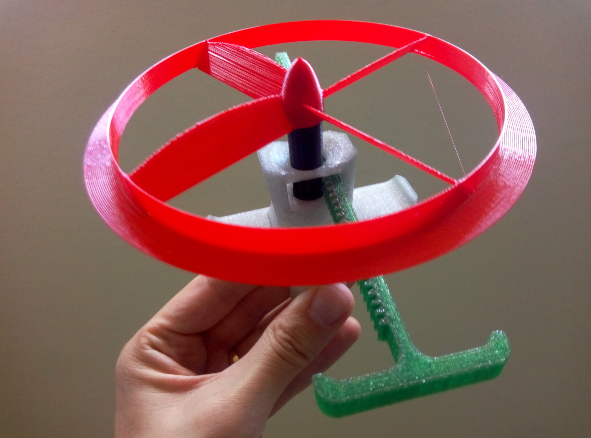 Launcher cánh quạt cải tiến cho trẻ em chơi ngoài trời