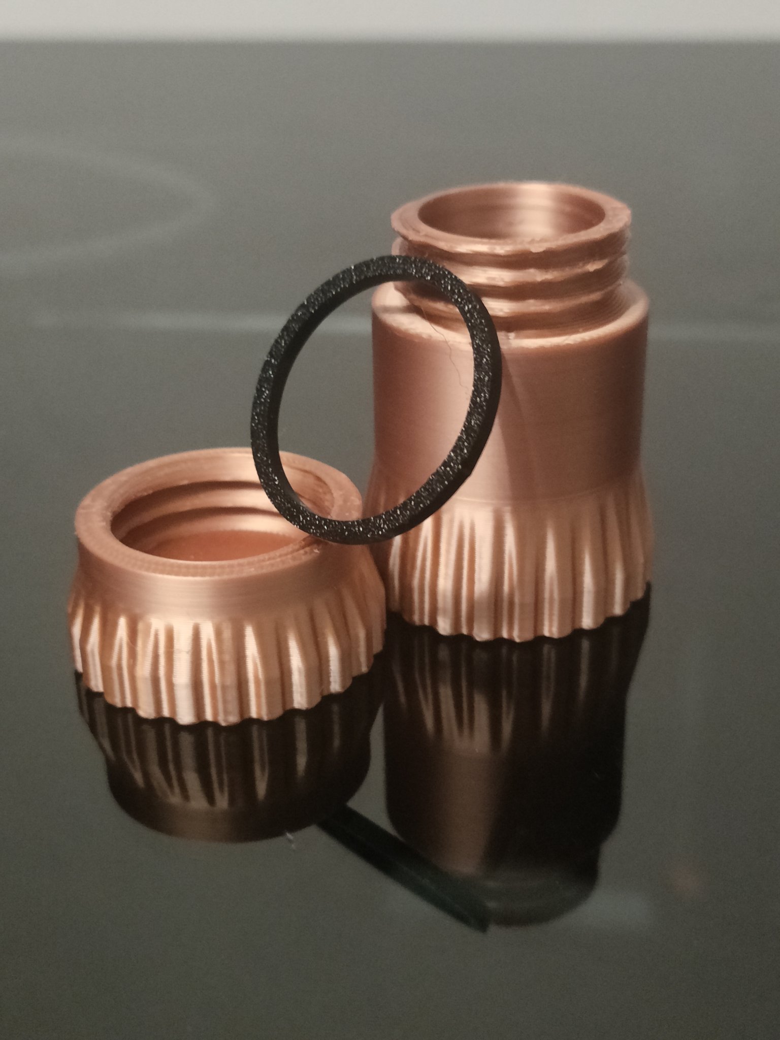 Hộp chứa EDC chống nước kích thước 18x38mm