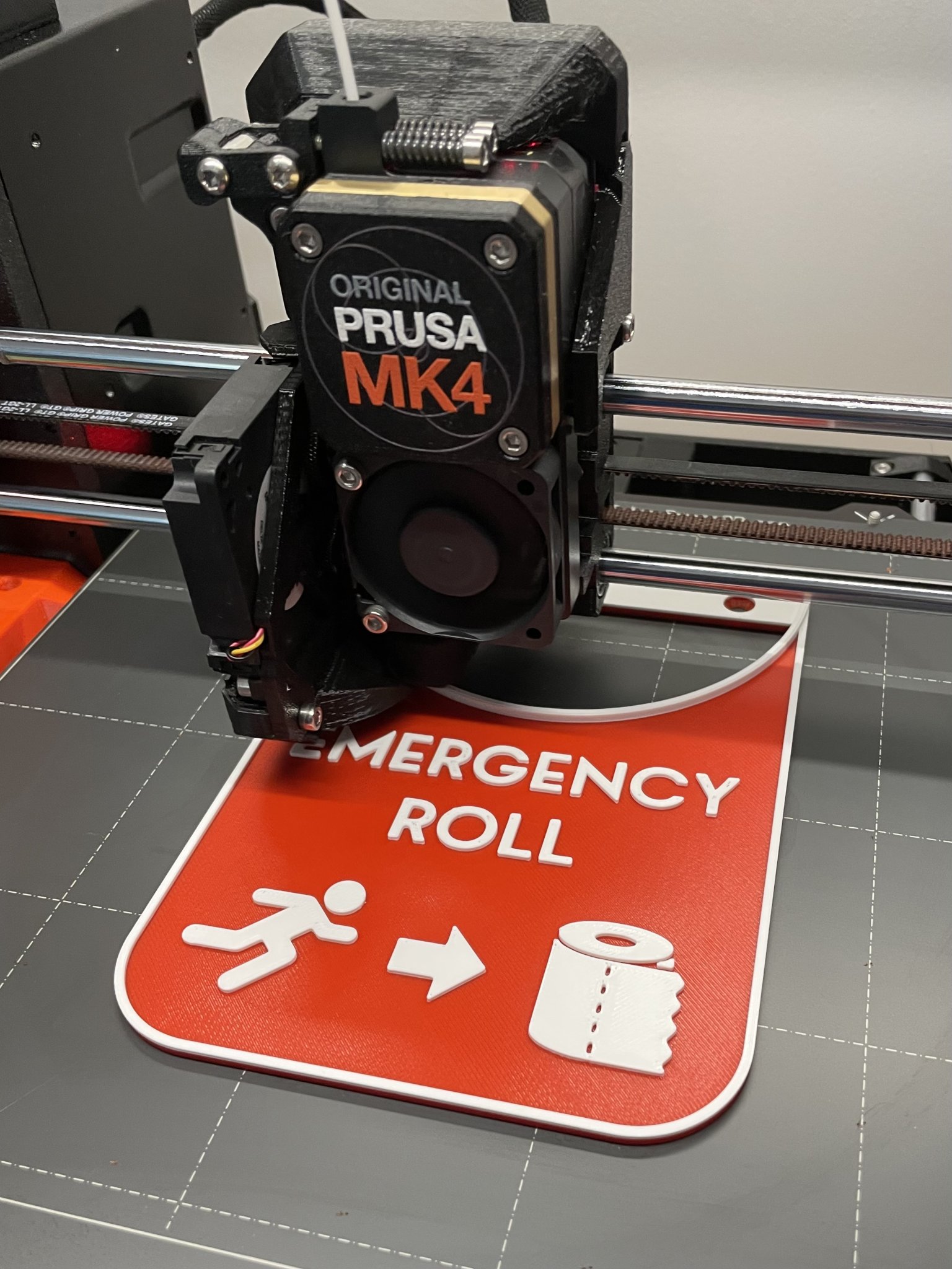 Giá đỡ cuộn giấy vệ sinh khẩn cấp lắp tường