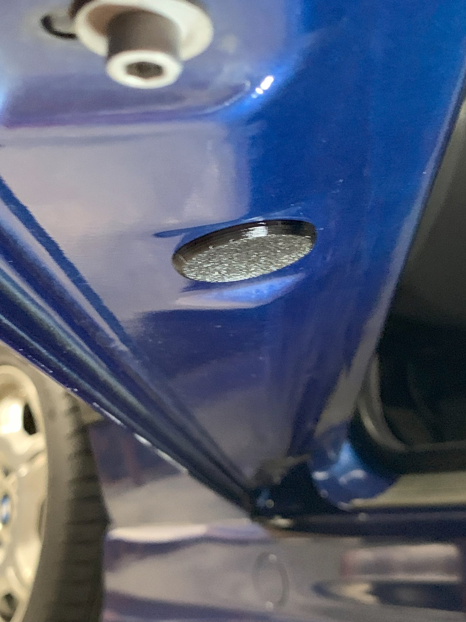 Nắp bịt lỗ kim loại 25mm cho cửa BMW dòng 90