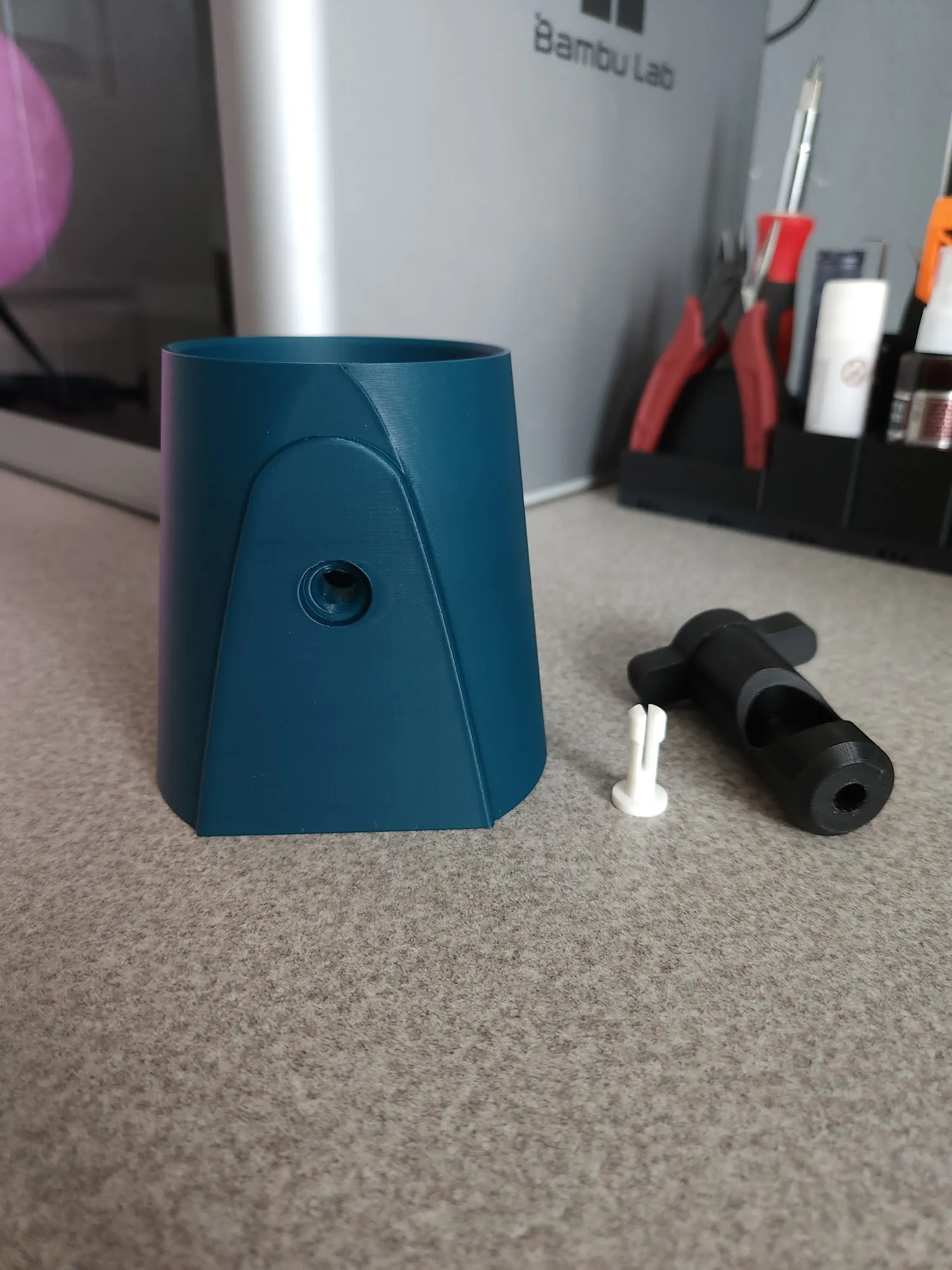 Máy phân phát kẹo trong hũ Mason đơn giản - Cập nhật với pin ...