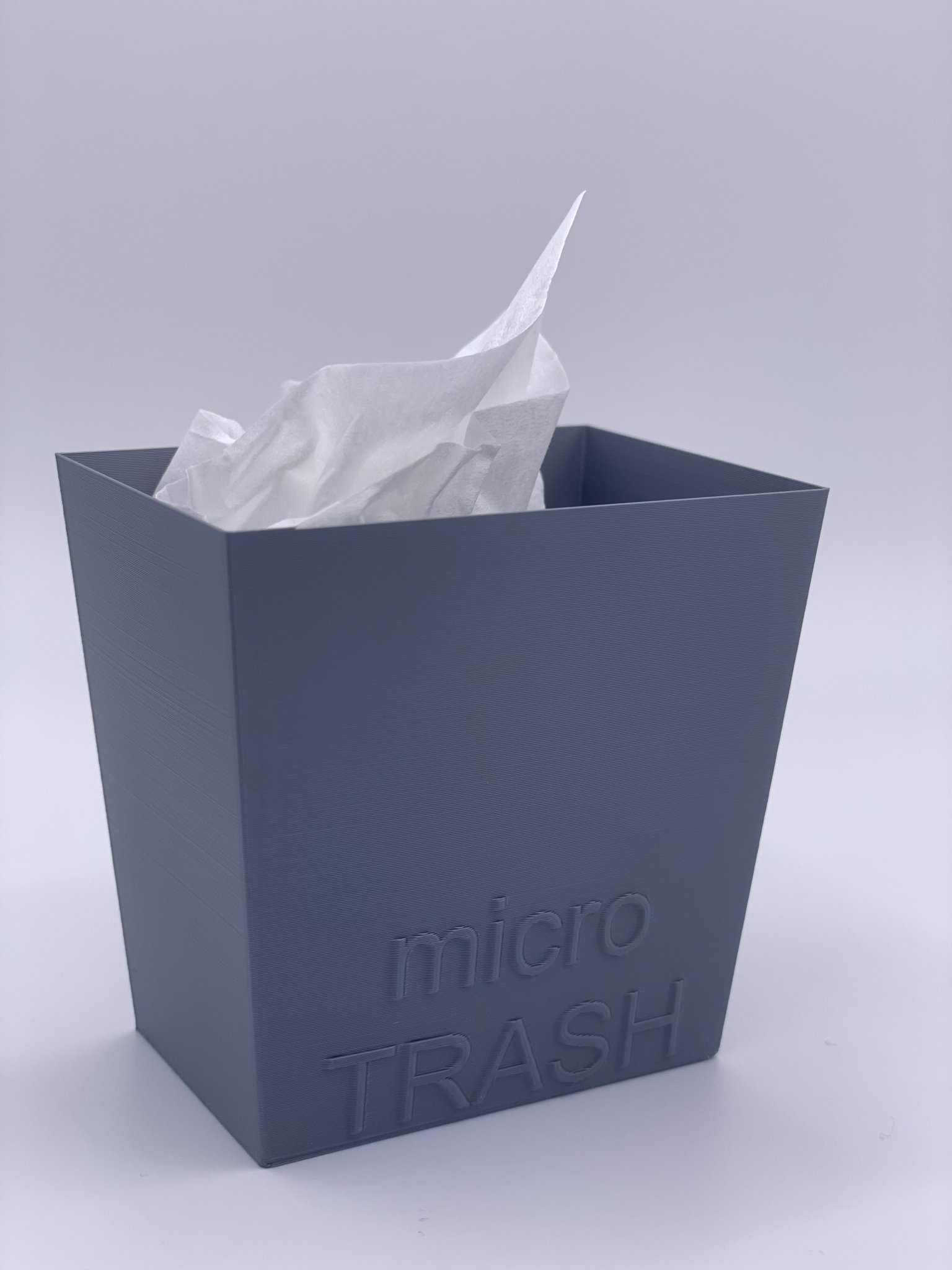 Thùng rác mini cho bàn làm việc chế độ bình hoa