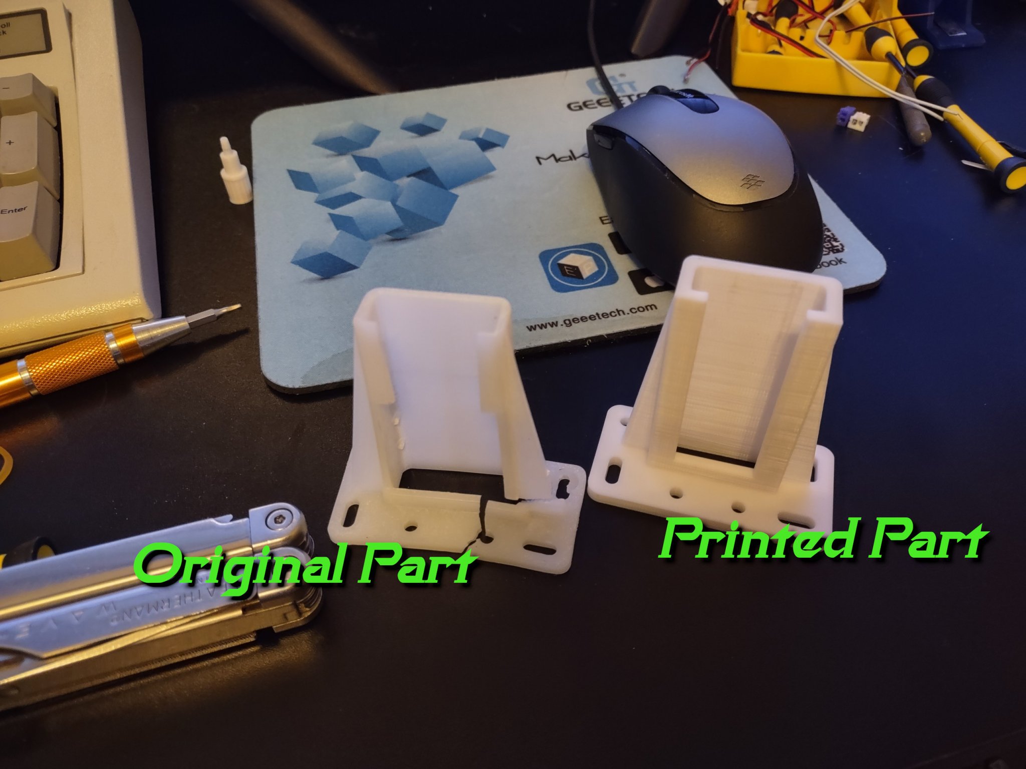 Ổ cắm phía sau cho ray kéo ngăn kéo tủ bếp