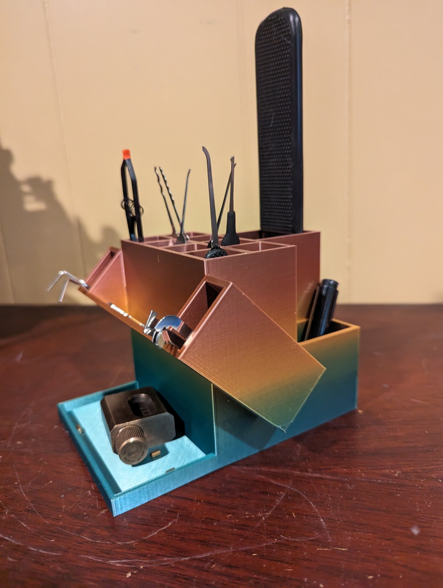 Giá đỡ tổ chức dụng cụ khóa và đồ nghề nhỏ