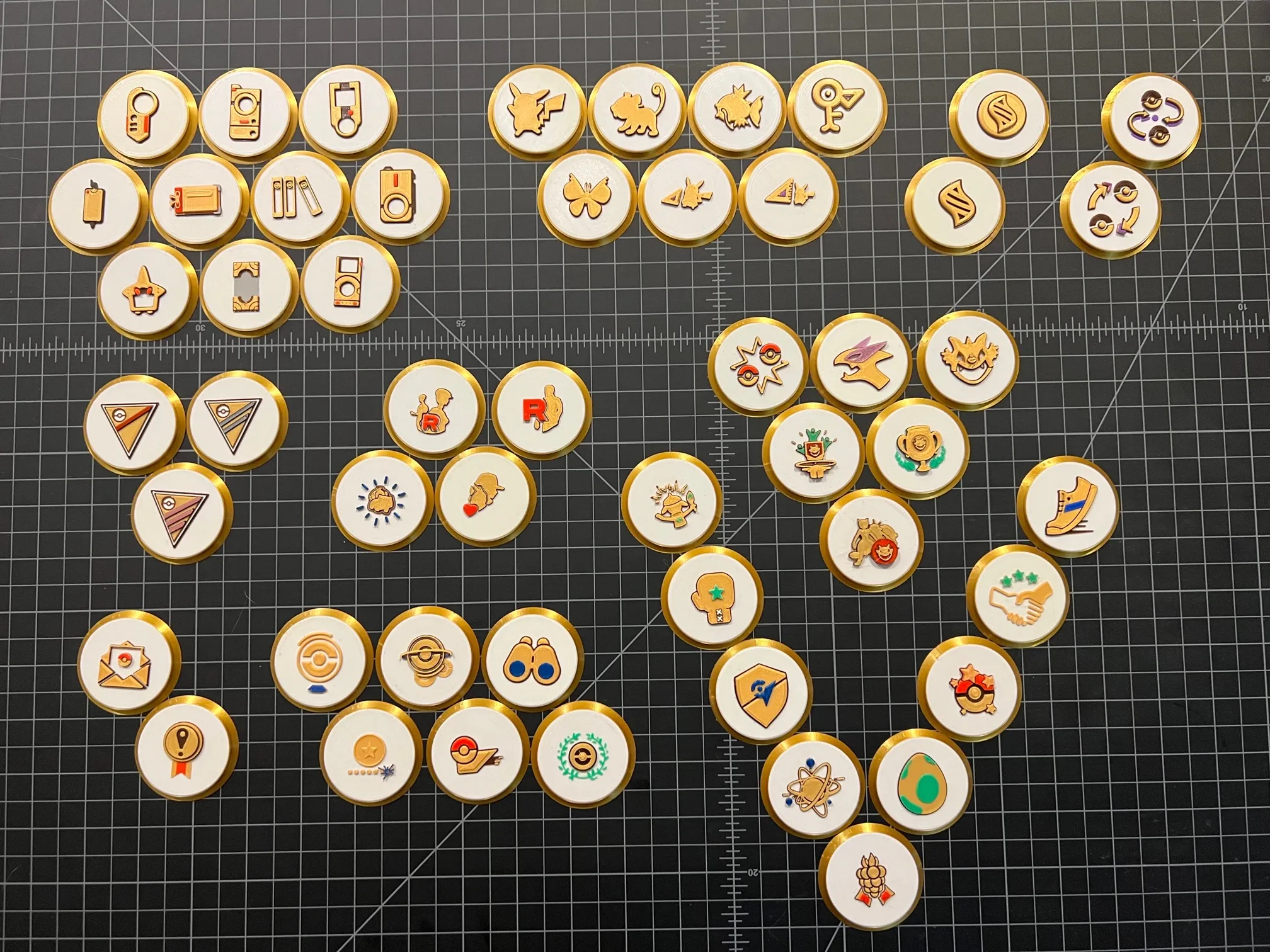 Huy chương thành tích trong Pokemon Go bằng vật lý