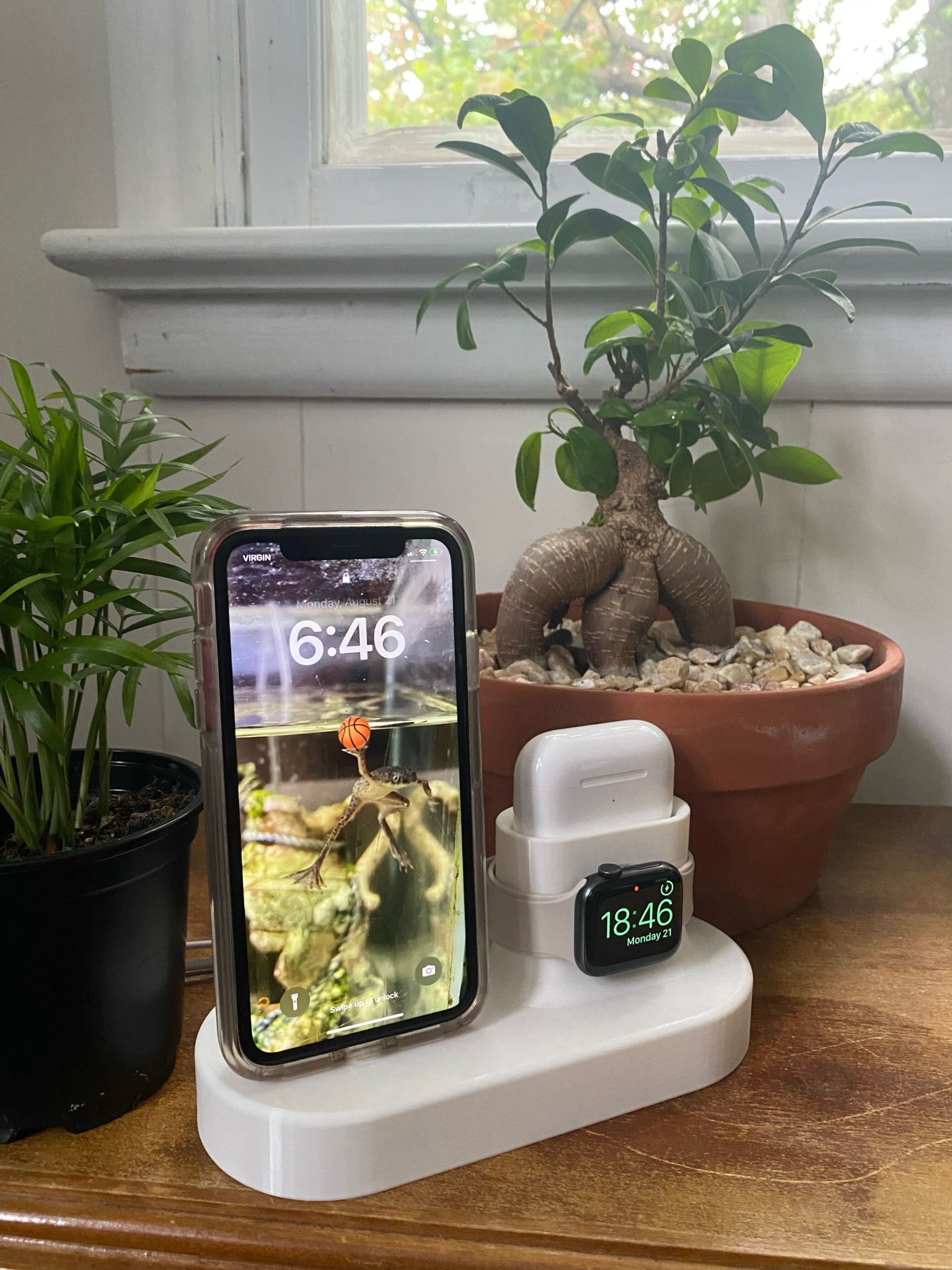 Trạm sạc 3 trong 1 cho sản phẩm Apple