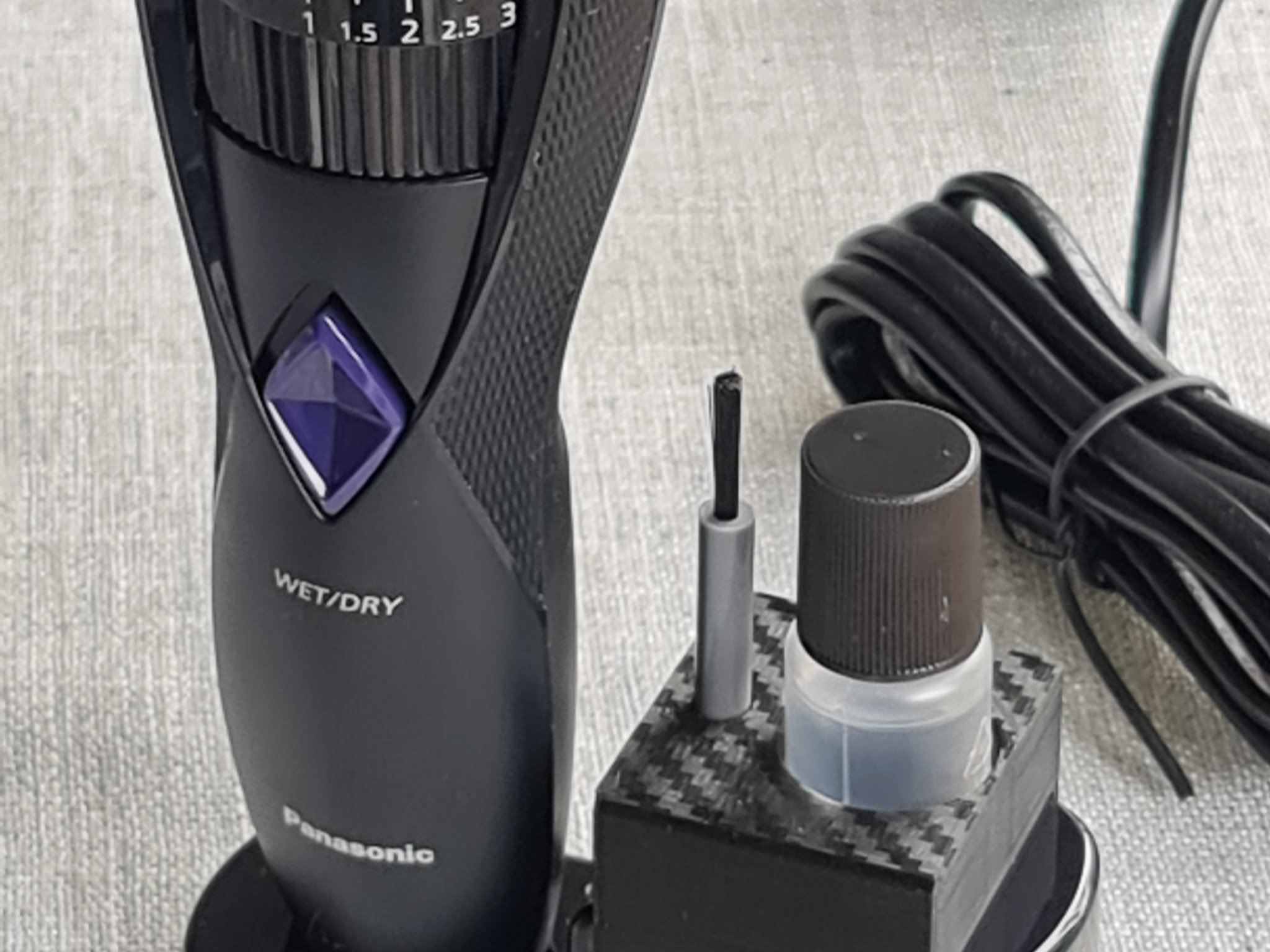 Giá đỡ phụ kiện cho máy cạo râu Panasonic