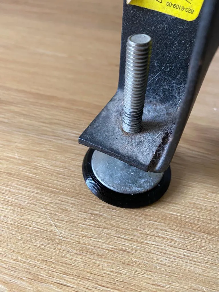 Bọc chân máy pinball gia đình Addams chống trầy xước