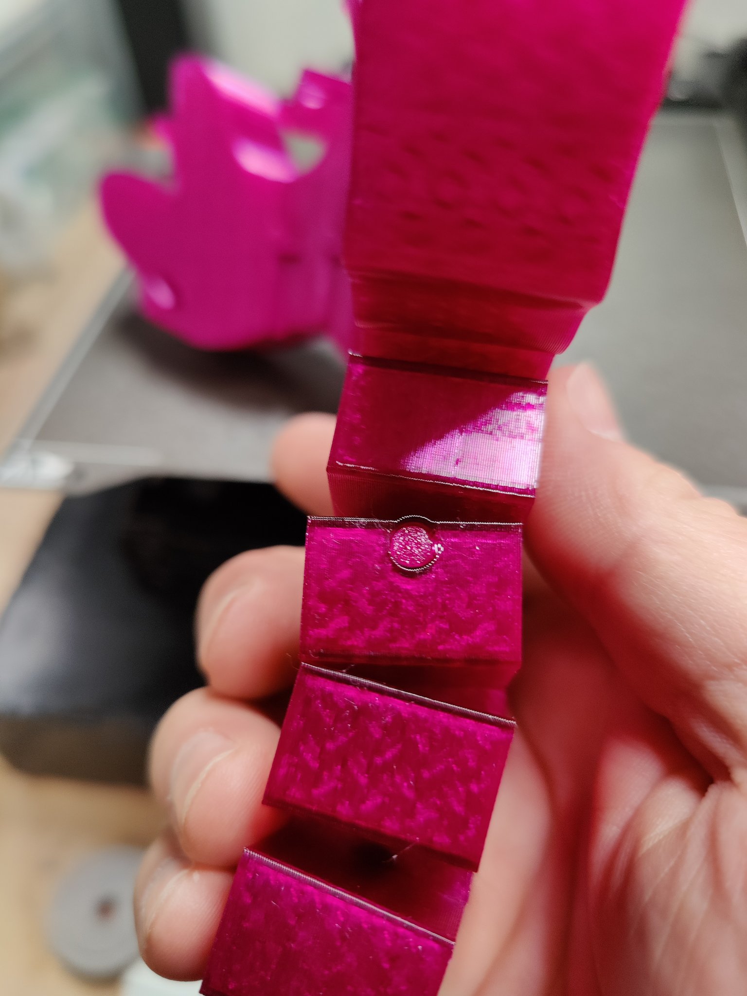 T-Rex linh hoạt lớn với thiết kế độc đáo