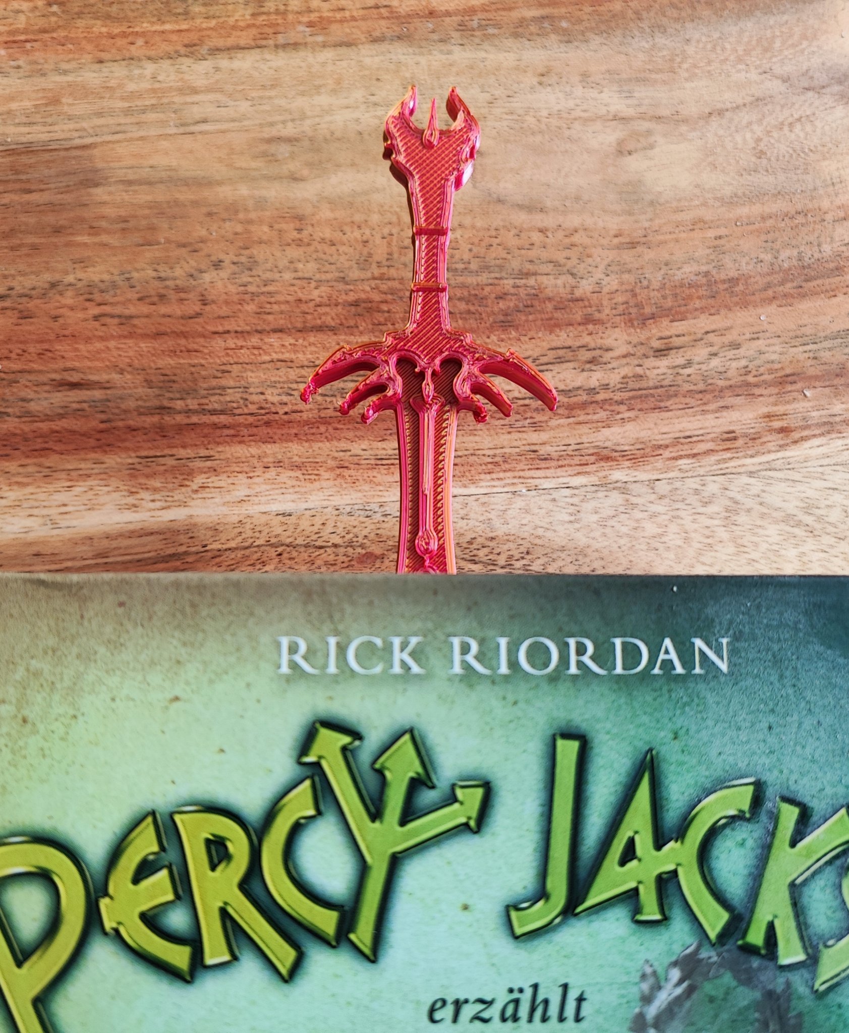 Đánh dấu sách hình kiếm huyền thoại thời trung cổ