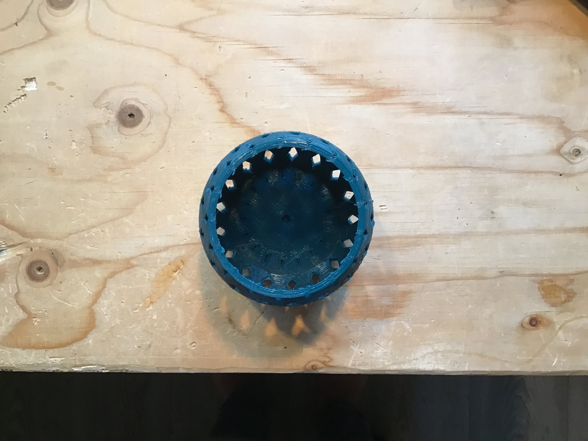 Giá đỡ nến với hiệu ứng ánh sáng độc đáo