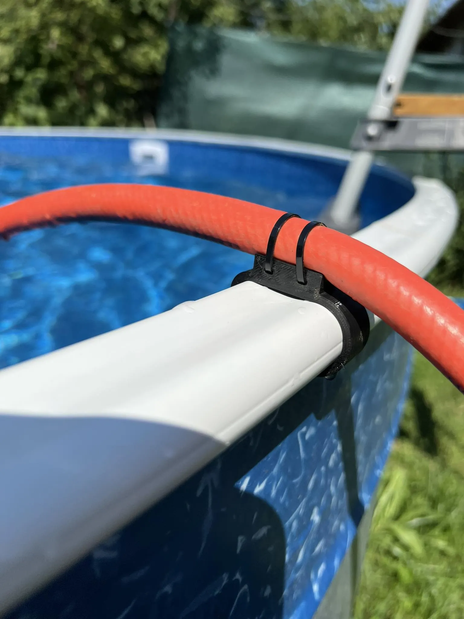 Kẹp mép hồ bơi MARIMEX Orlando