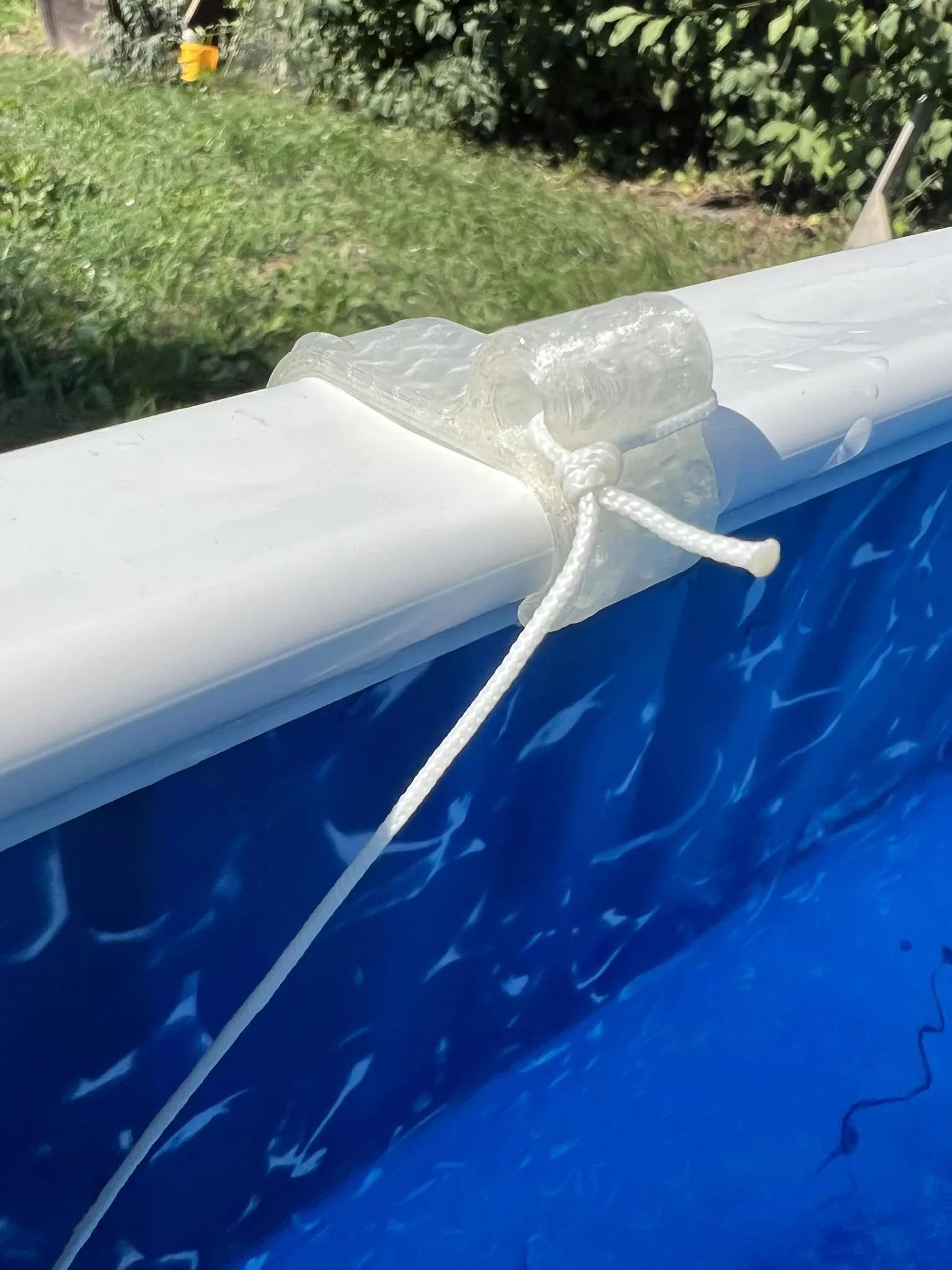 Kẹp mép hồ bơi MARIMEX Orlando